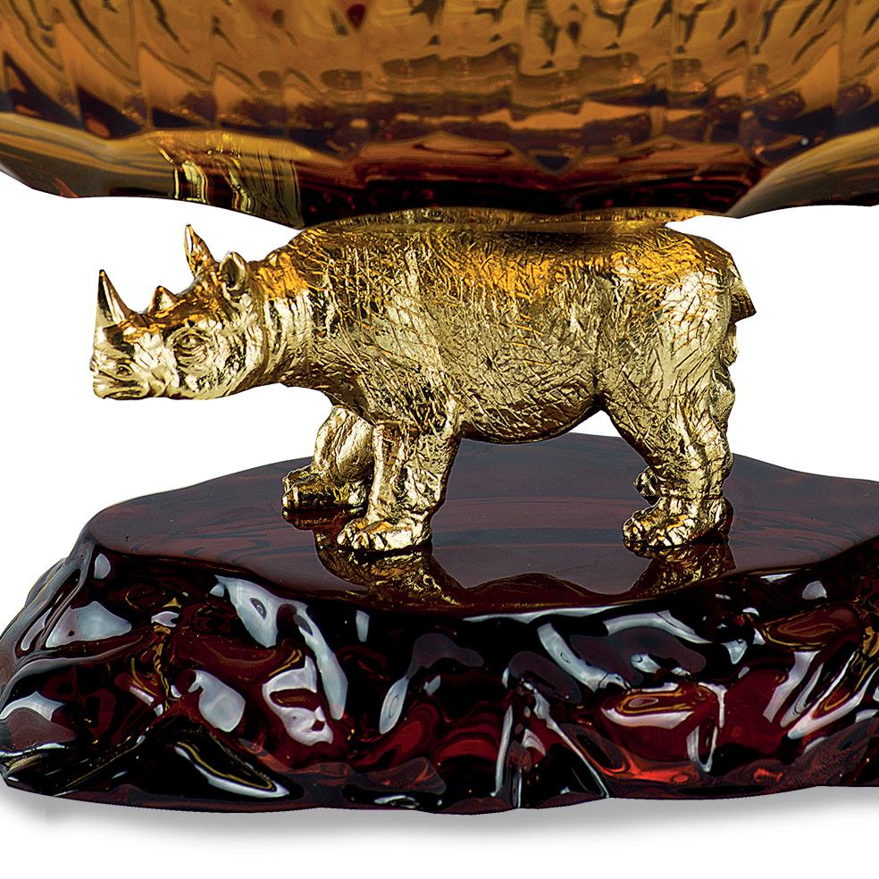 Louis XVI 21st Century, Hand-Carved Amber Crystal and Golden Bronze Bowl with Rhinoceros For Sale