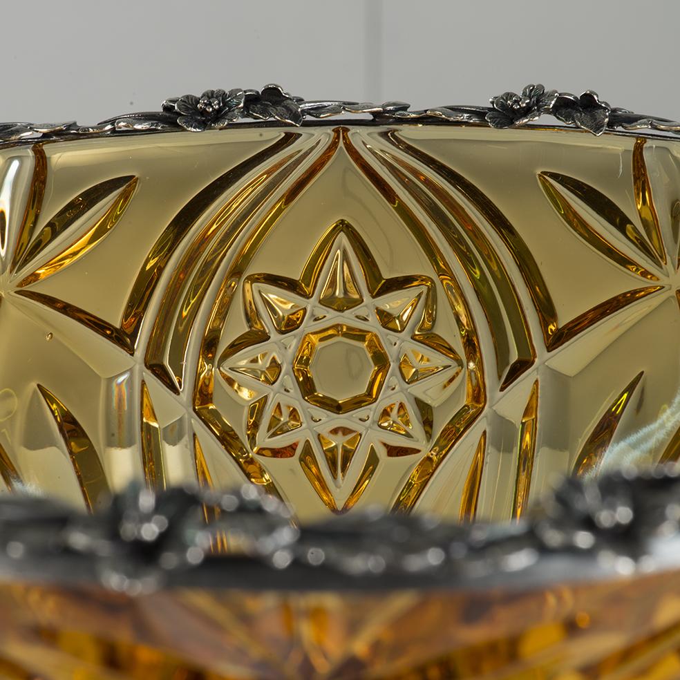 Italian 21st Century, Hand-Carved Amber Crystal and Silver Bowl in Classic Style For Sale