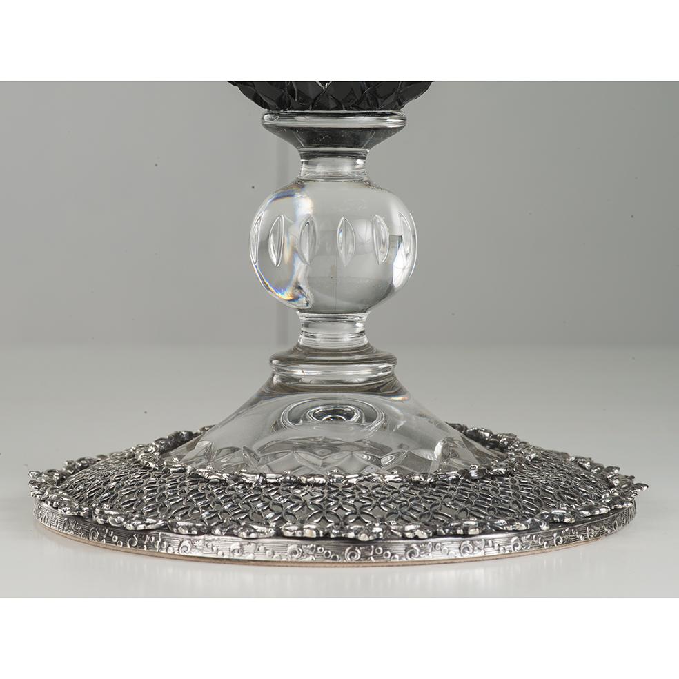 Italian 21st Century, Hand-Carved Black and Clear Crystal Vase in Classic Style For Sale