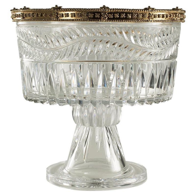 21st Century, Hand-Carved Clear Crystal and Silver Bowl in Classic Style For Sale
