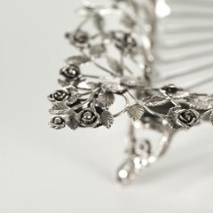 21st Century, Hand-Carved clear Crystal and silver Bronze tray in classic style