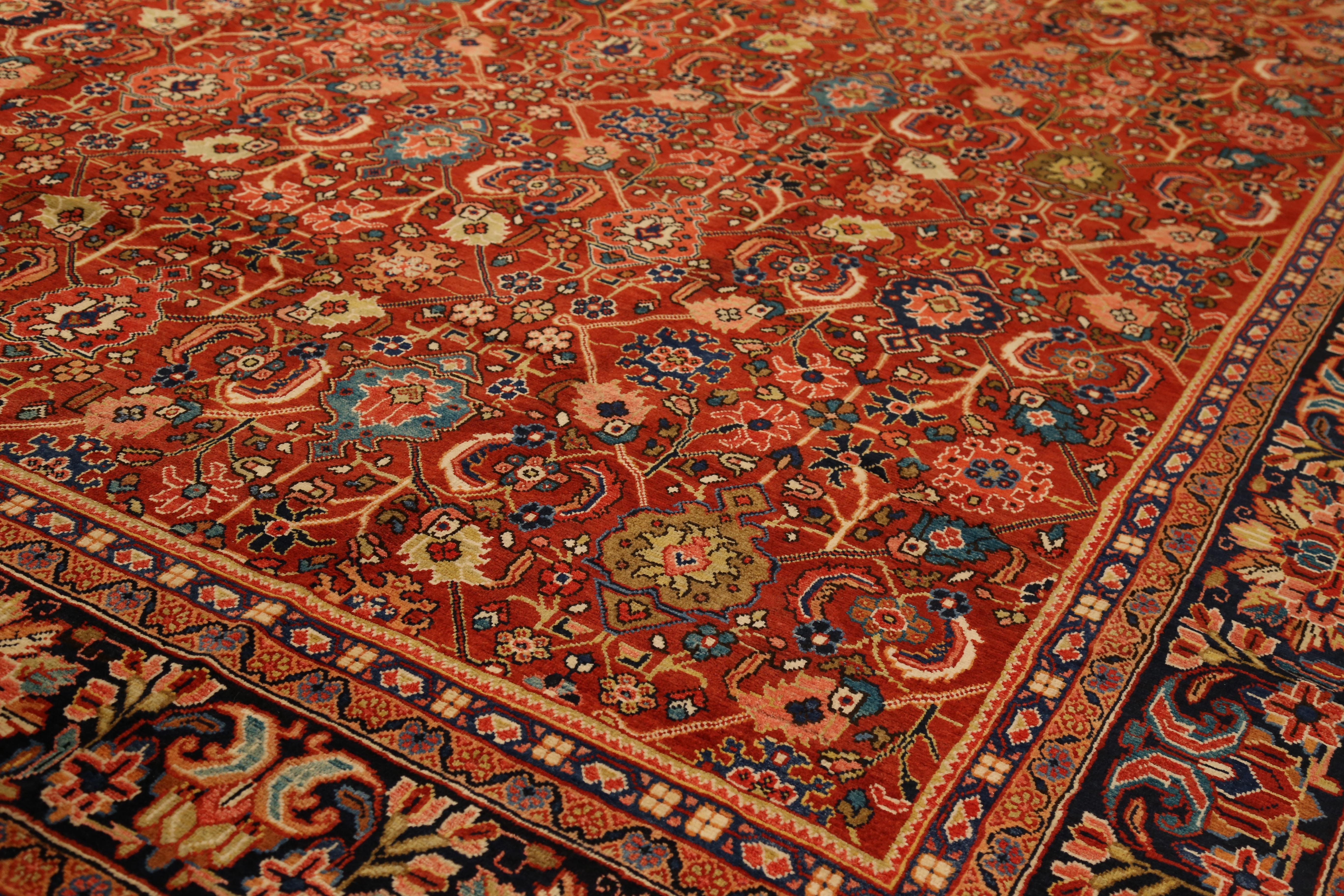 21st Century Hand-Knotted Persian Sultanabad Rug  In New Condition For Sale In Dallas, TX