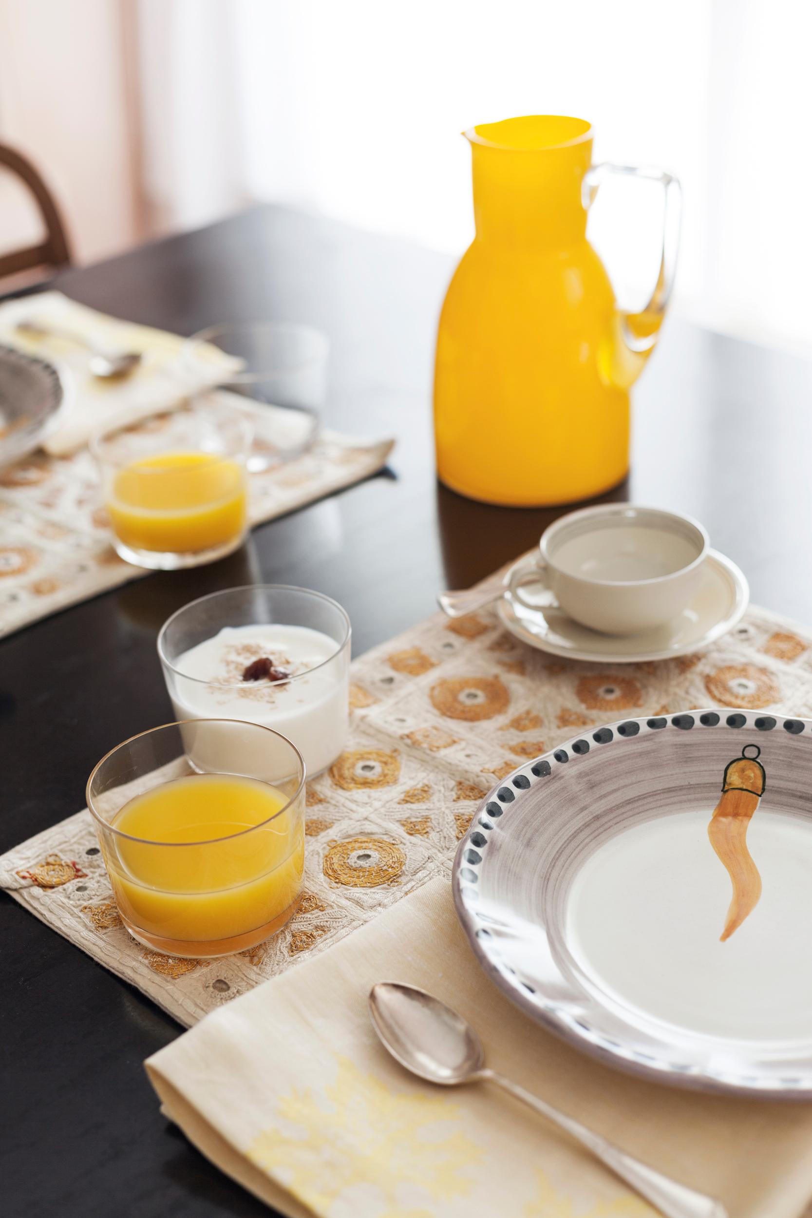 XXIe siècle et contemporain 21e siècle Fait à la main  Ensemble de table en céramique Vietri orange et blanc fabriqué en Italie  en vente