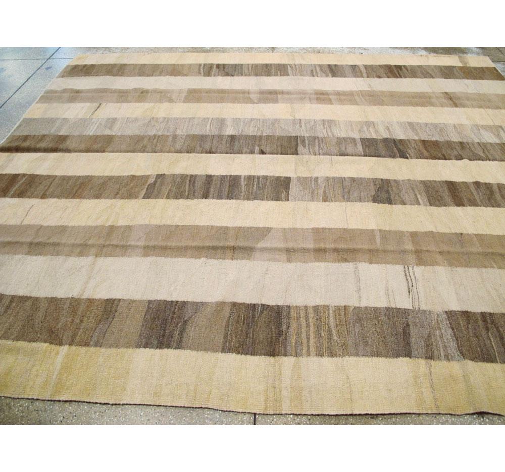 21st Century Handmade Turkish Flatweave Kilim Room Size Carpet For Sale 2