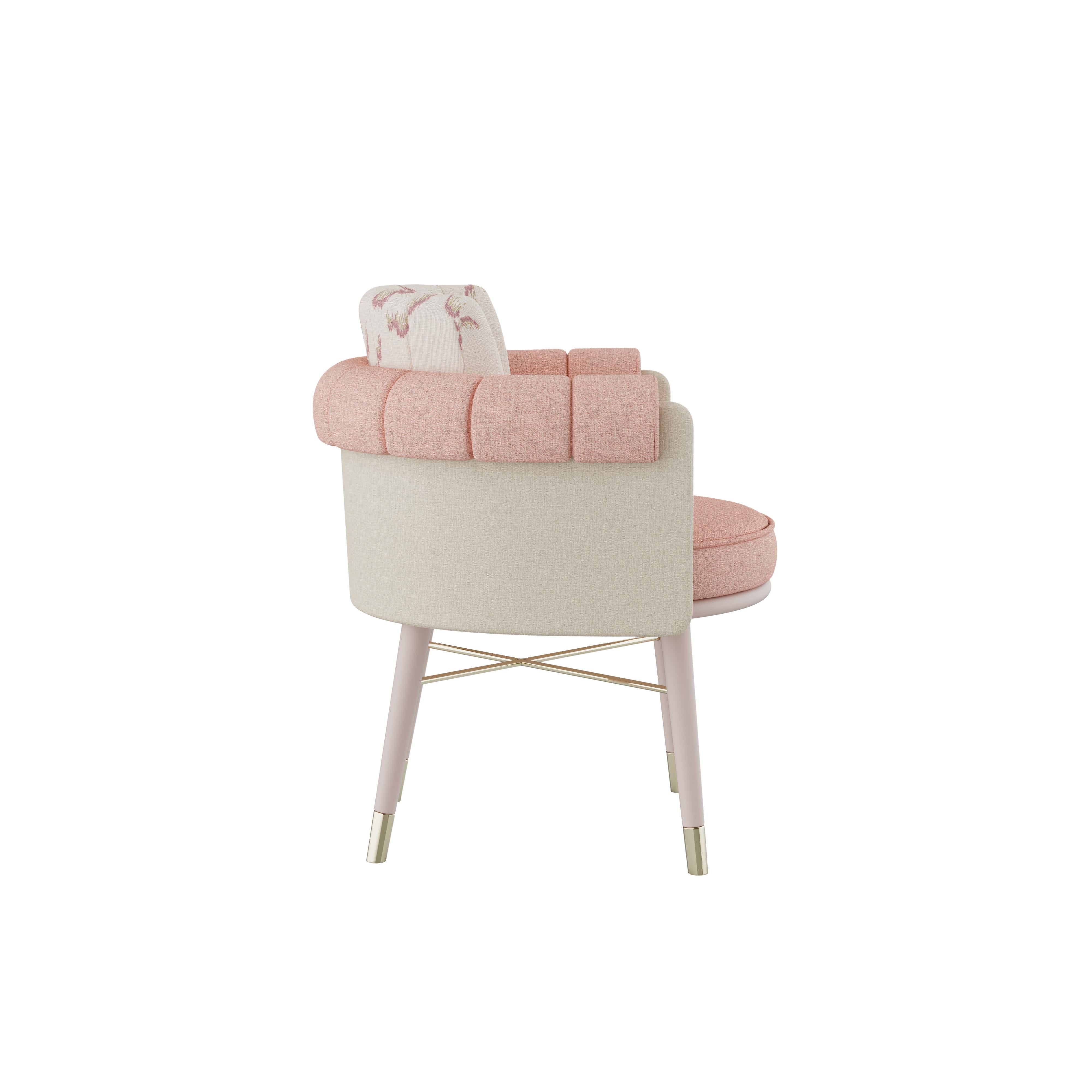 21st Century Helen Dining Chair Dedar Textiles Made in Portugal by Ottiu In condizioni Nuovo in vendita a RIO TINTO, PT