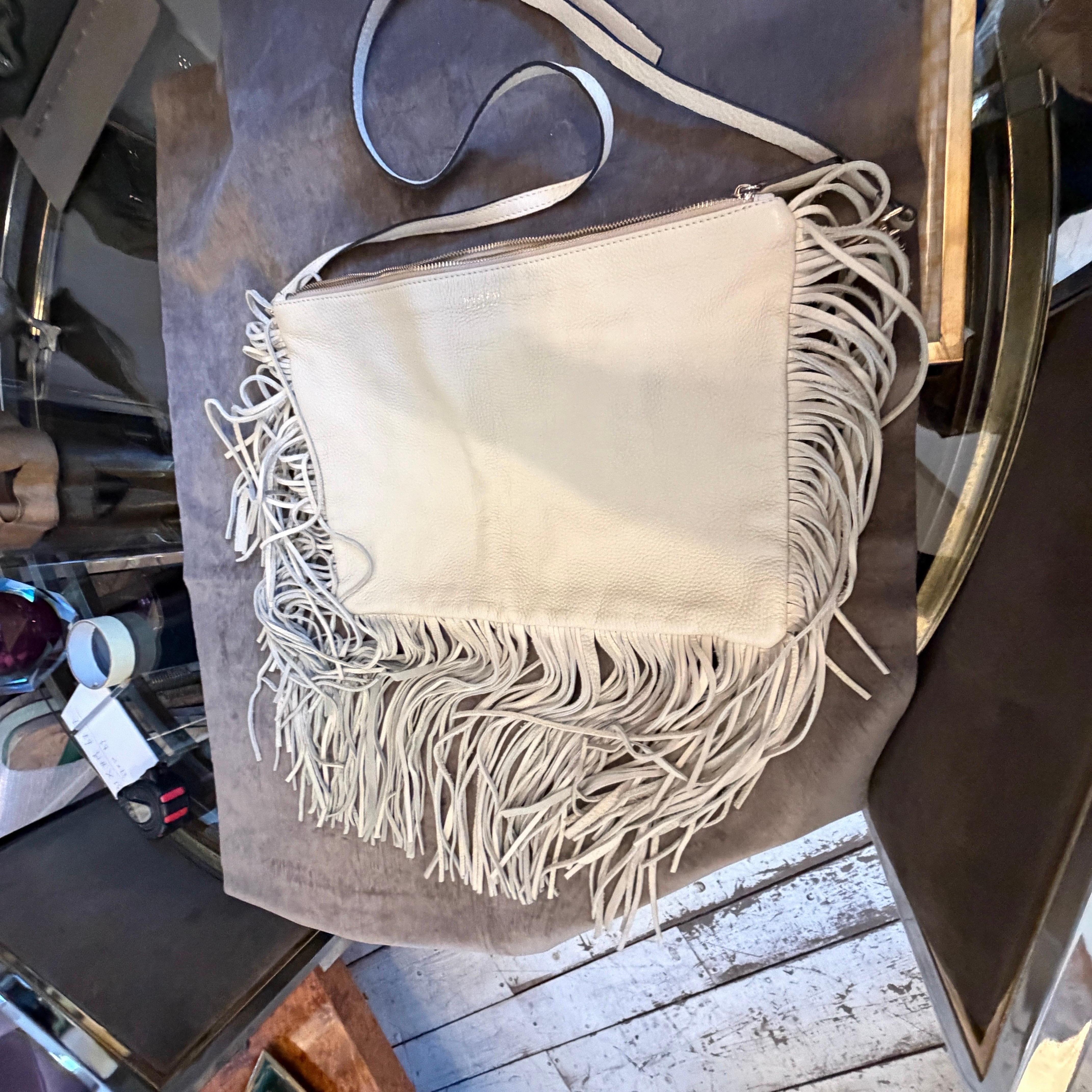 21st Century High Quality Cream Leather Italian Shoulder Bag by Avenue 67 For Sale 3