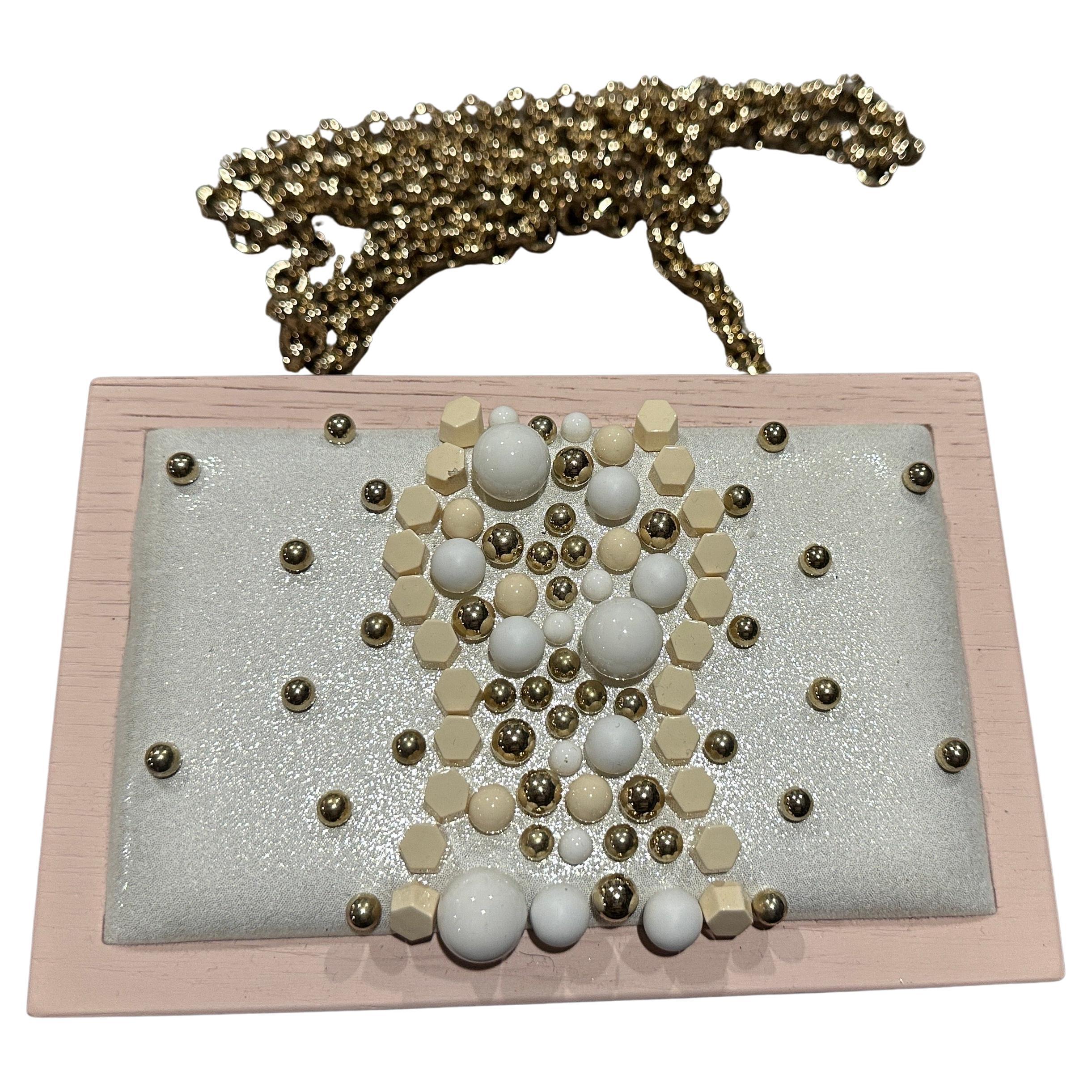 Marrone Borsa da sera in pelle bianca e legno rosa del XXI secolo di alta qualità di Laurafed in vendita