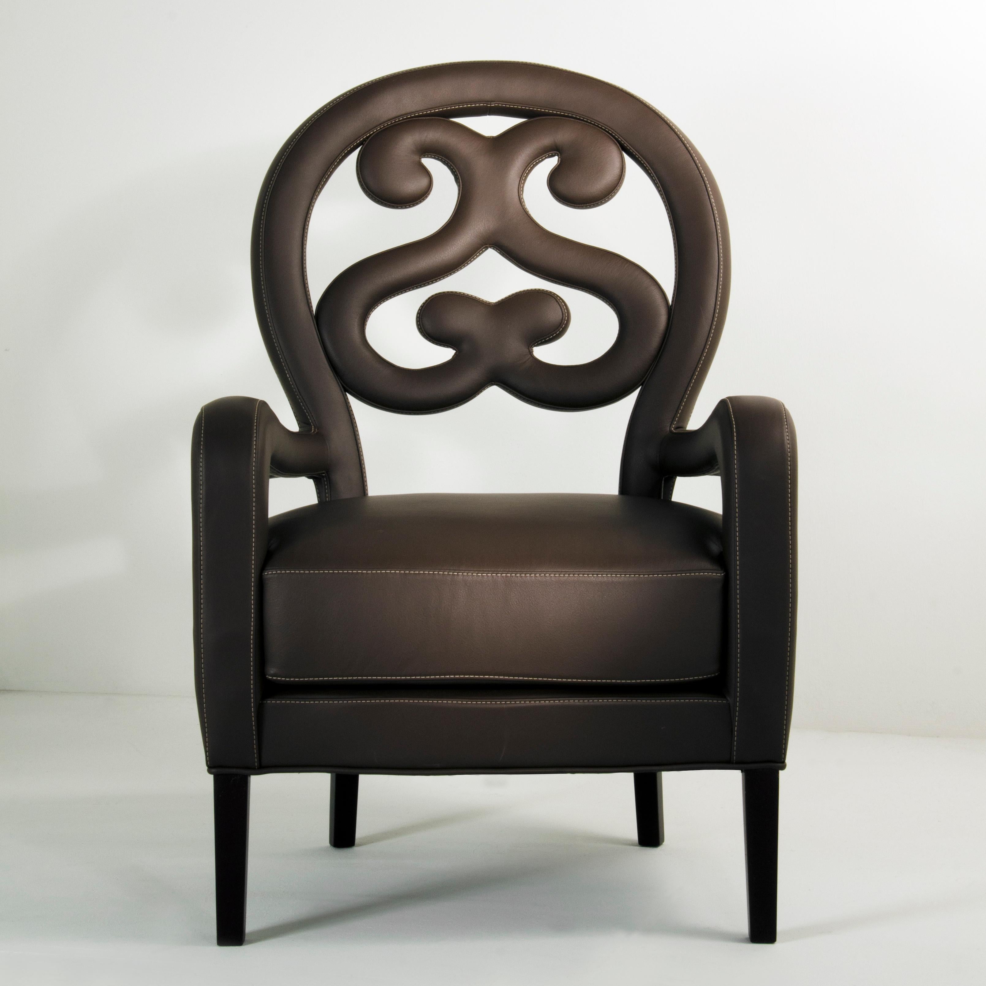 Moderne Fauteuil en cuir marron de la collection Home du 21e siècle de Patrizia Garganti en vente