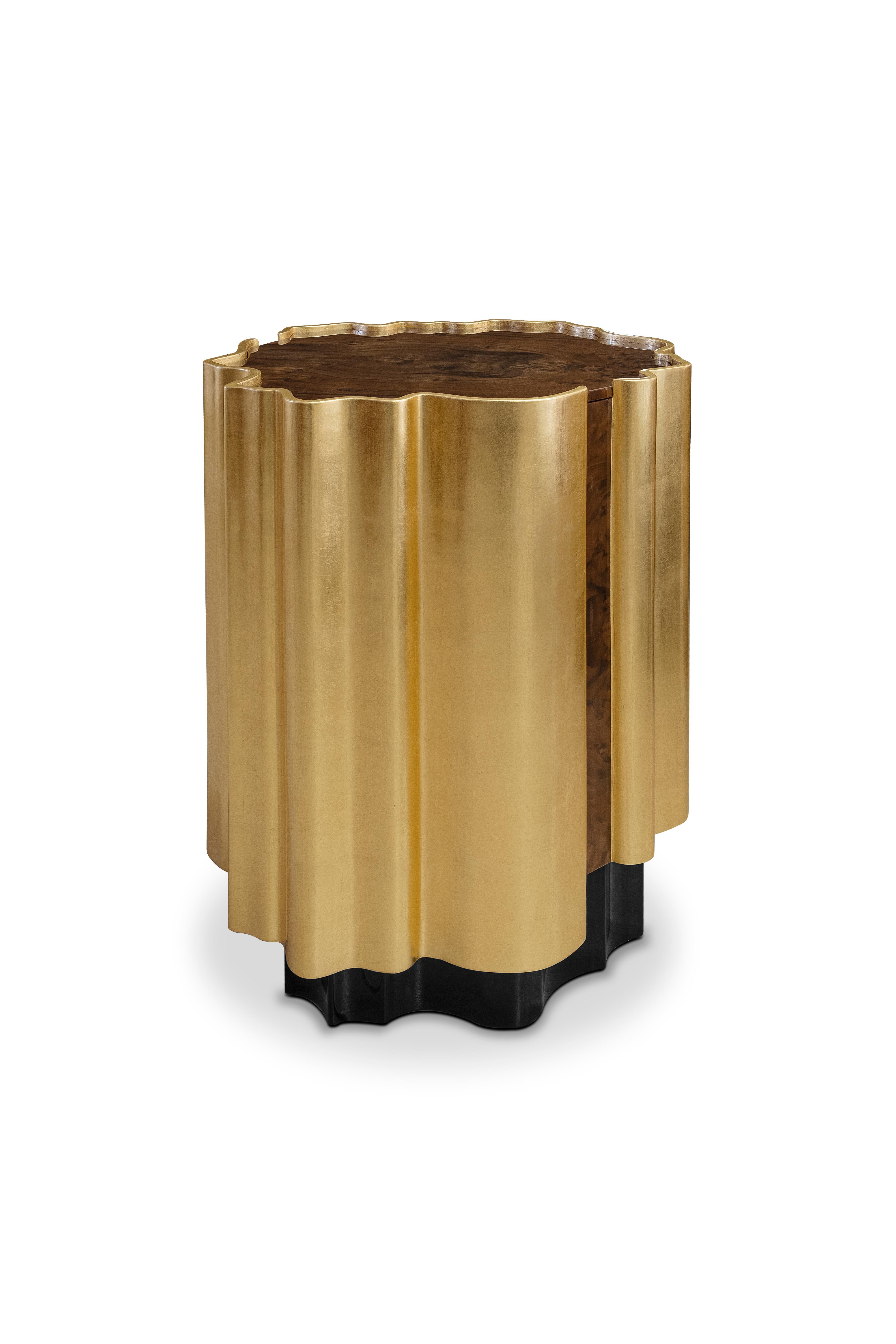 Lacquered 21st Century Horizon Side Table Wood Gold Leaf For Sale