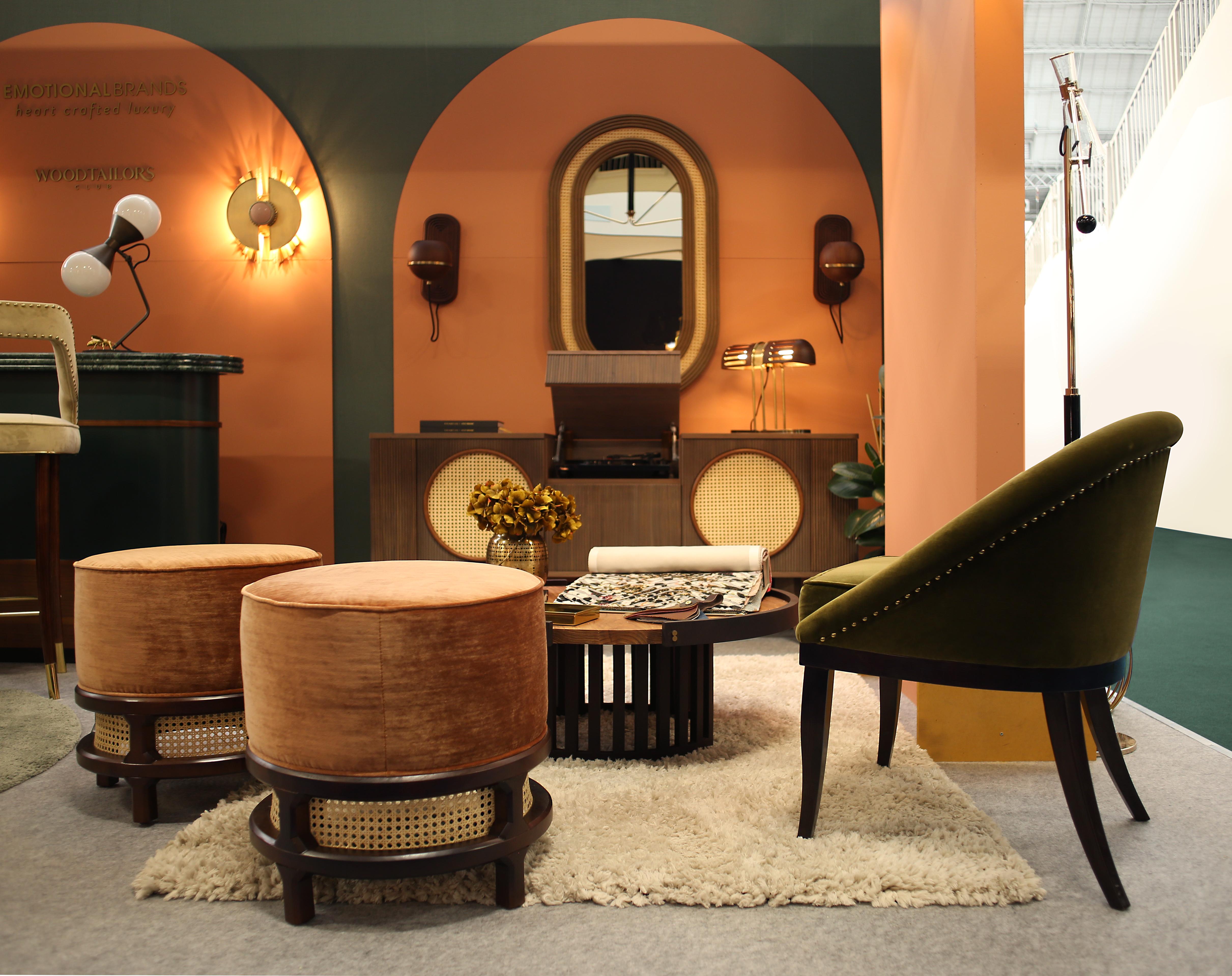 Specchio Hudson del XXI secolo in legno di noce realizzato in Portogallo da Wood Tailors in vendita 1