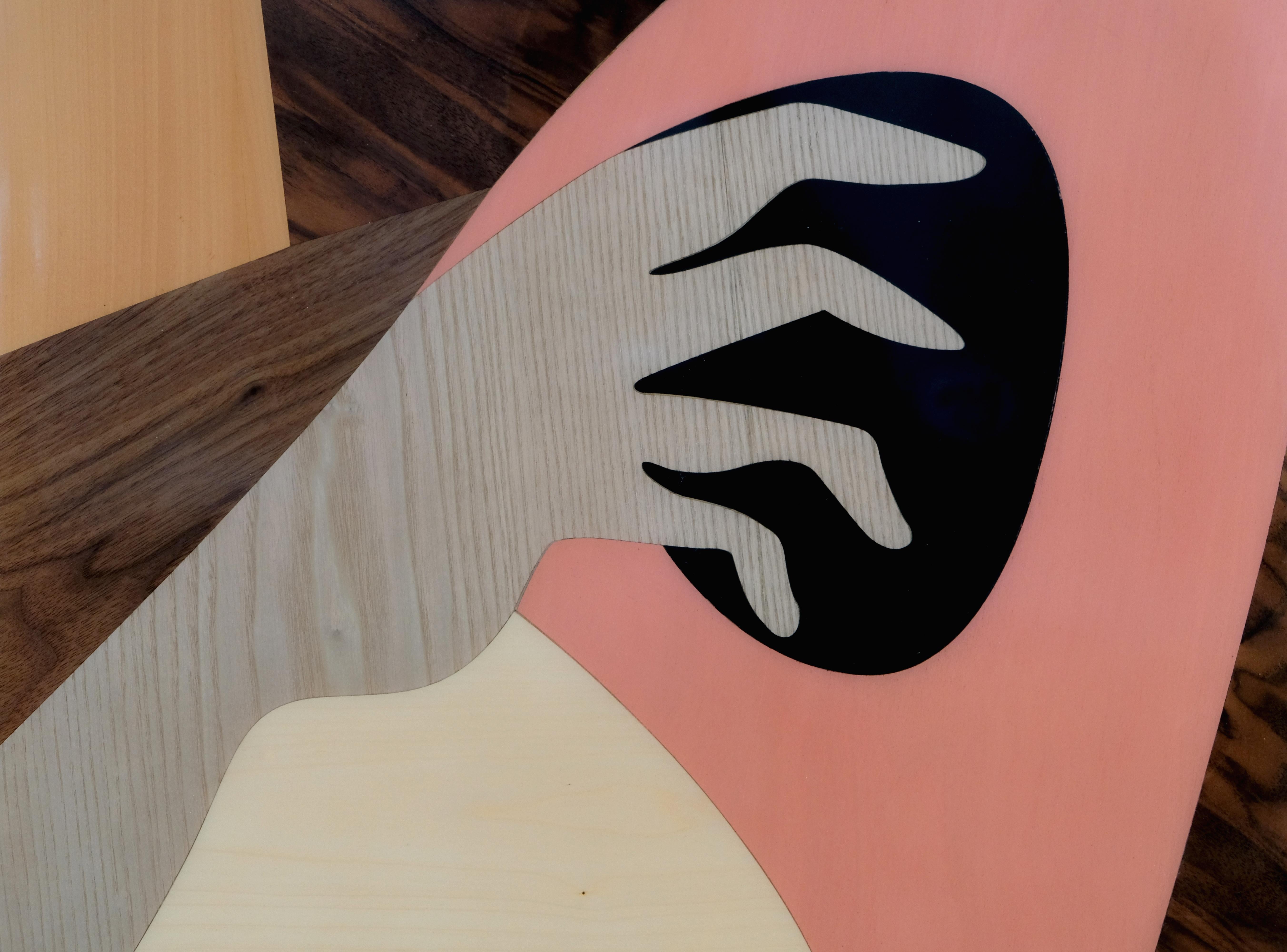 21° secolo Ih Maj in Cabinet Oak e Walnut Wood Fatto a mano in vendita 3