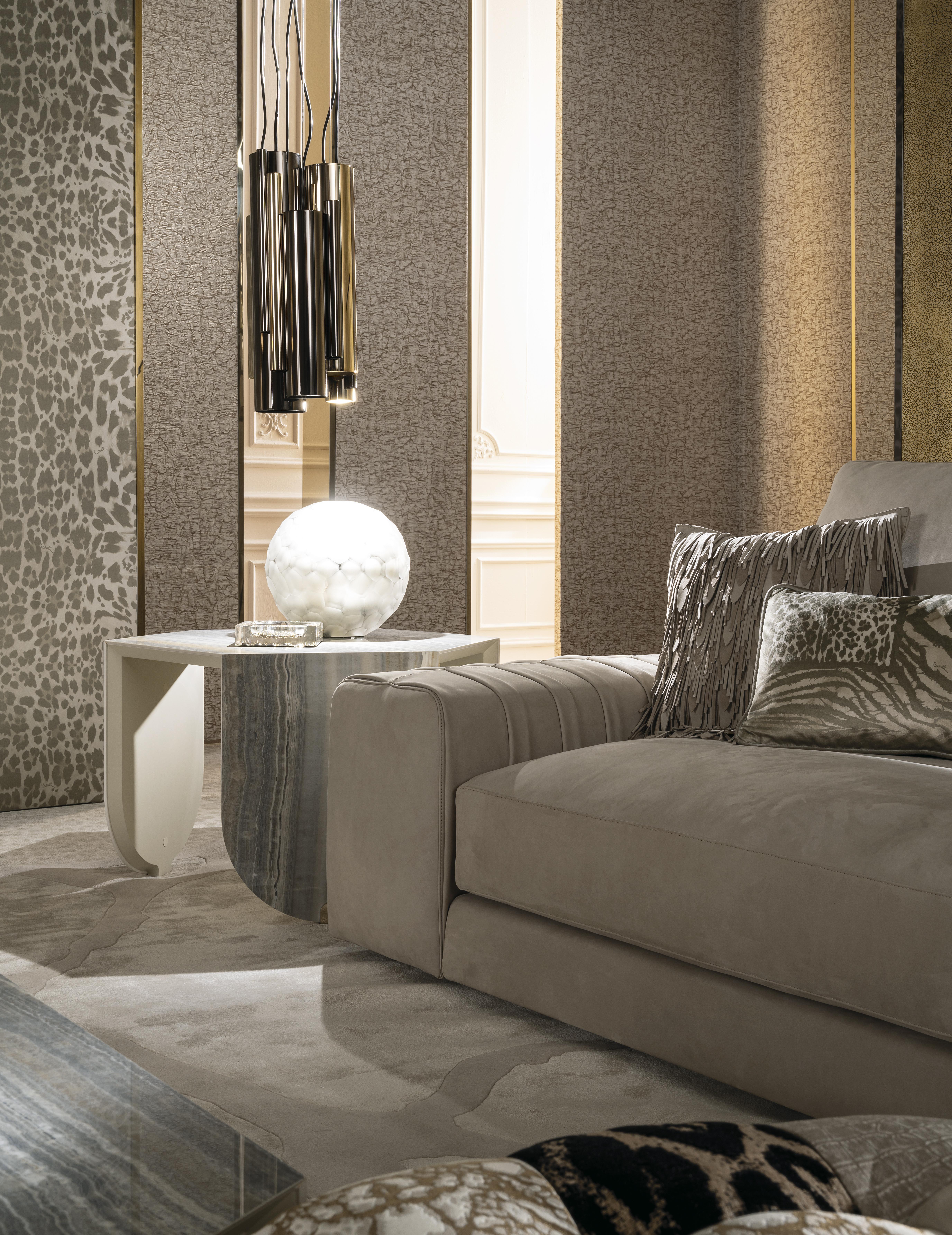 XXIe siècle et contemporain Table d'appoint Inagua du 21e siècle en gris par Roberto Cavalli Home Interiors en vente