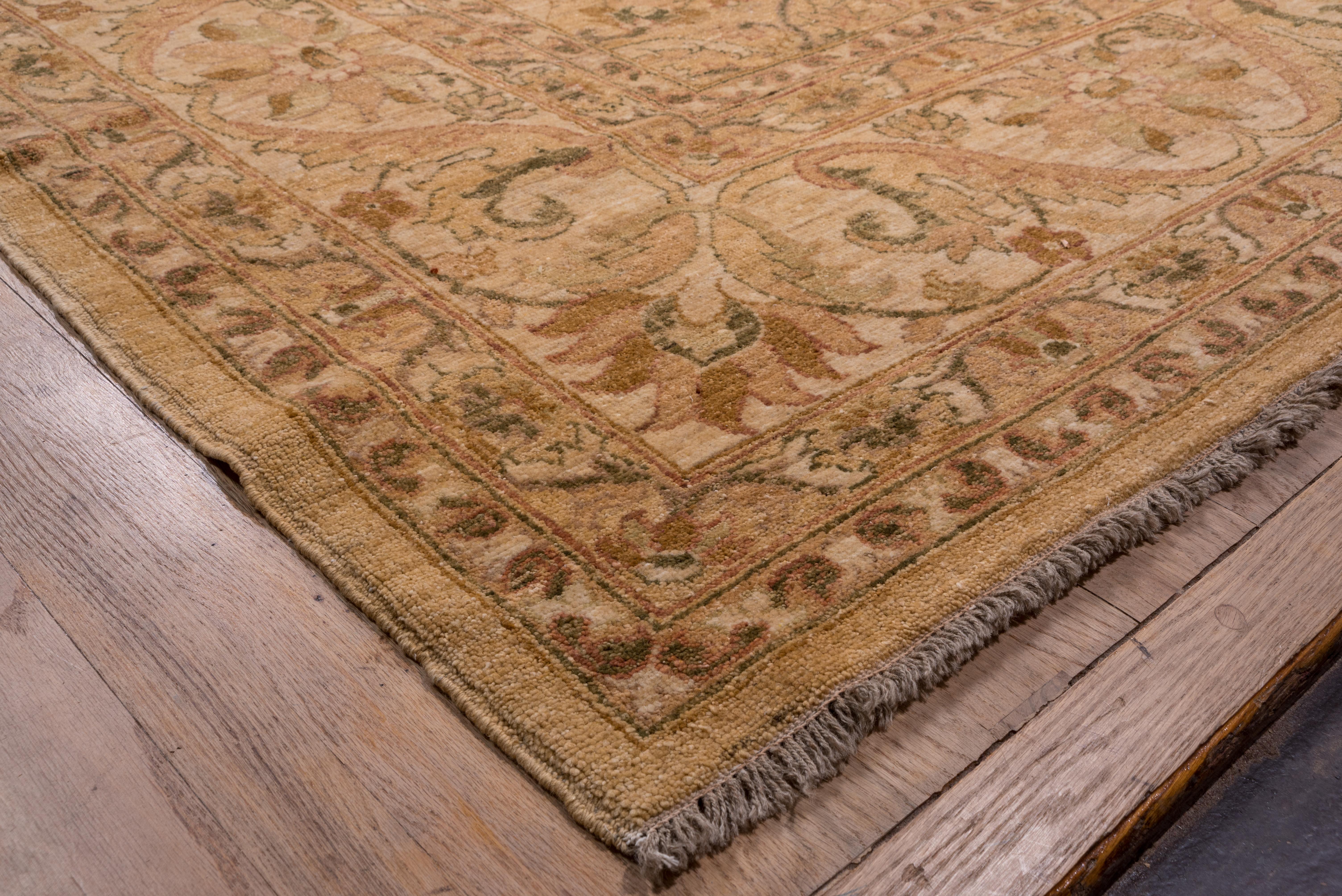 21st Century Indian Amritsar Carpet In Good Condition For Sale In New York, NY