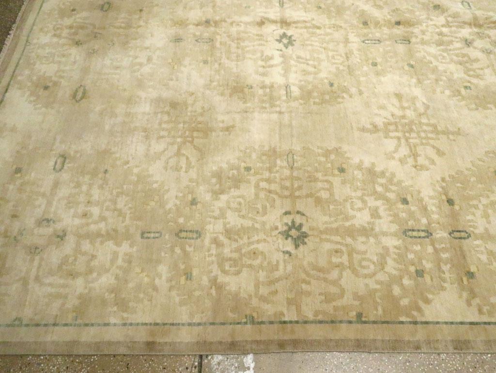 Indischer Lahore-Teppich in Übergröße aus dem 21. Jahrhundert (Handgeknüpft) im Angebot