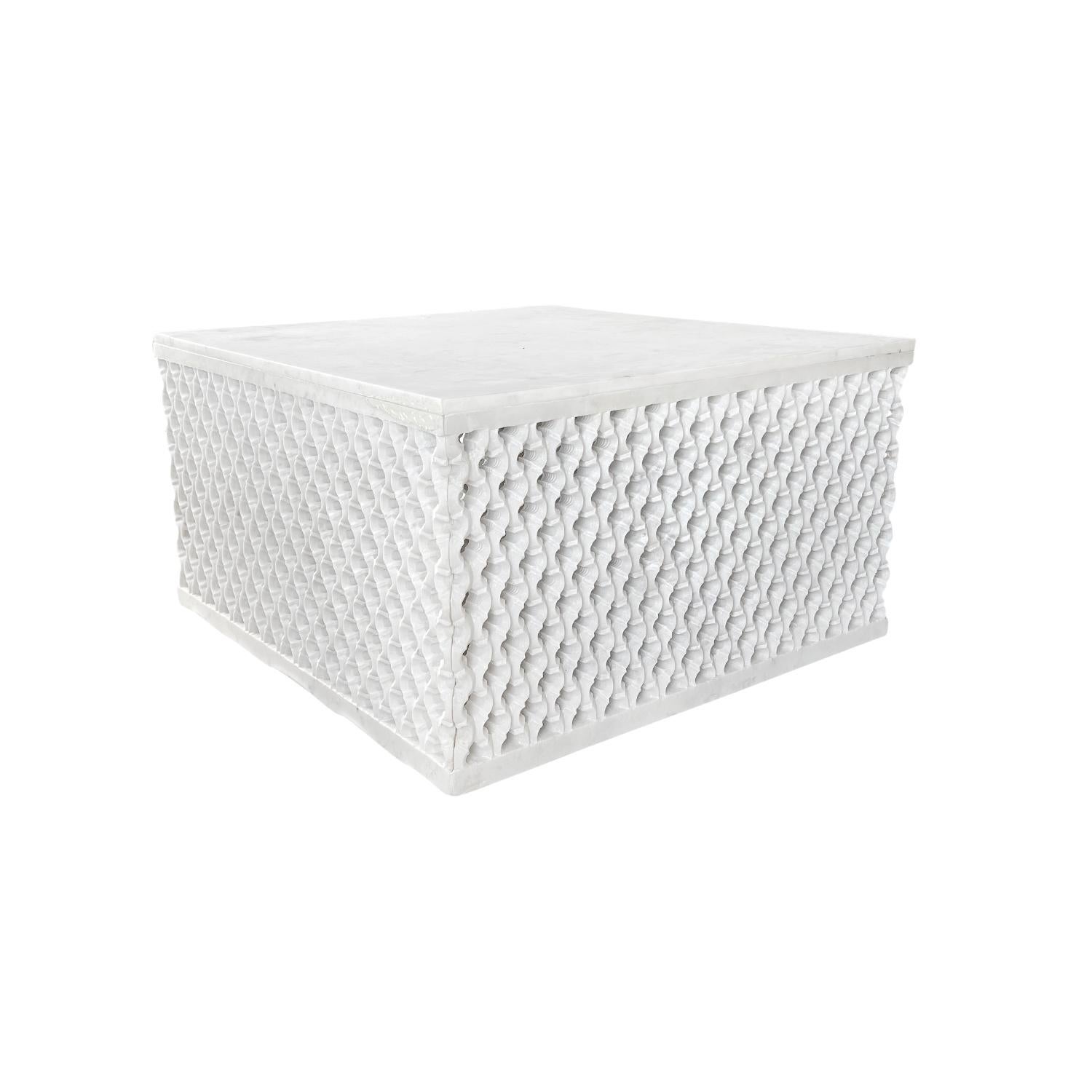 Mesa de centro de mármol indio del siglo XXI Quatrefoil Indio en venta