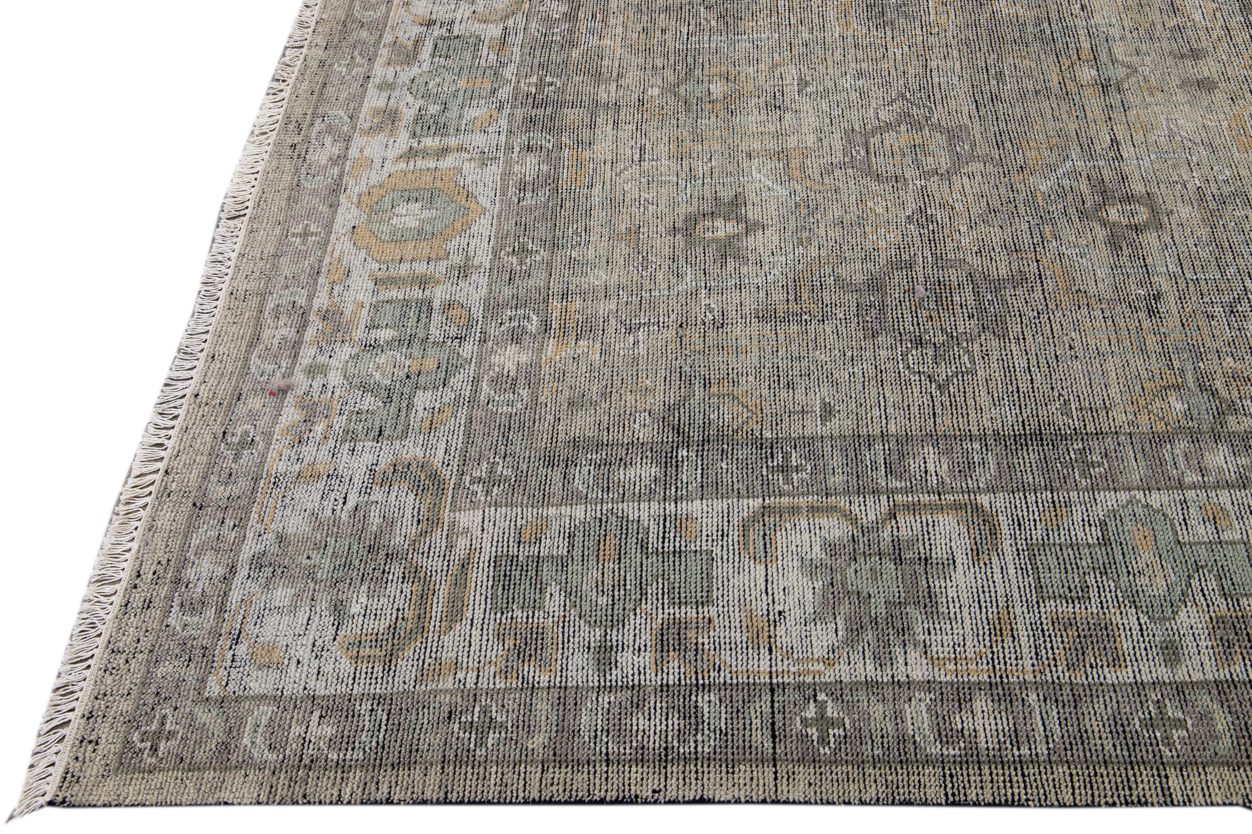 Hand-Knotted  Gray Handmade Indian Modern Oushak Style Wool Rug For Sale
