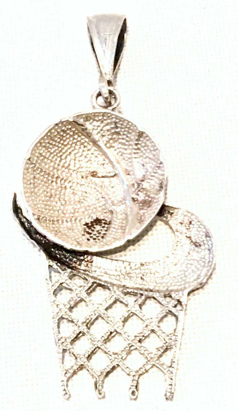 925 Sterling Silver Nike Necklace - BIDSTITCH
