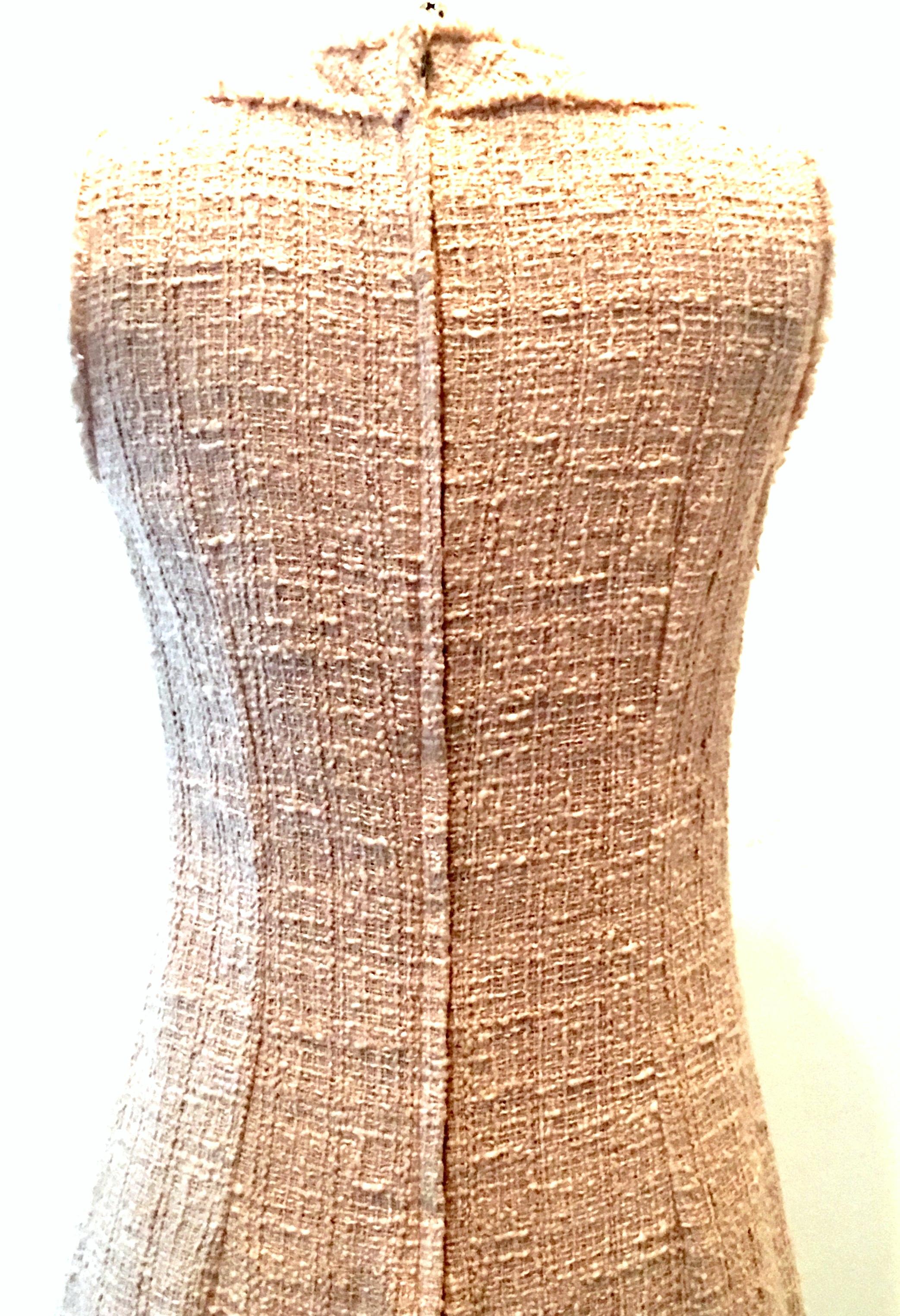 21st Century & New Italian Boucle Shift Dress By, Dolce & Gabbana - Size 42 For Sale 3