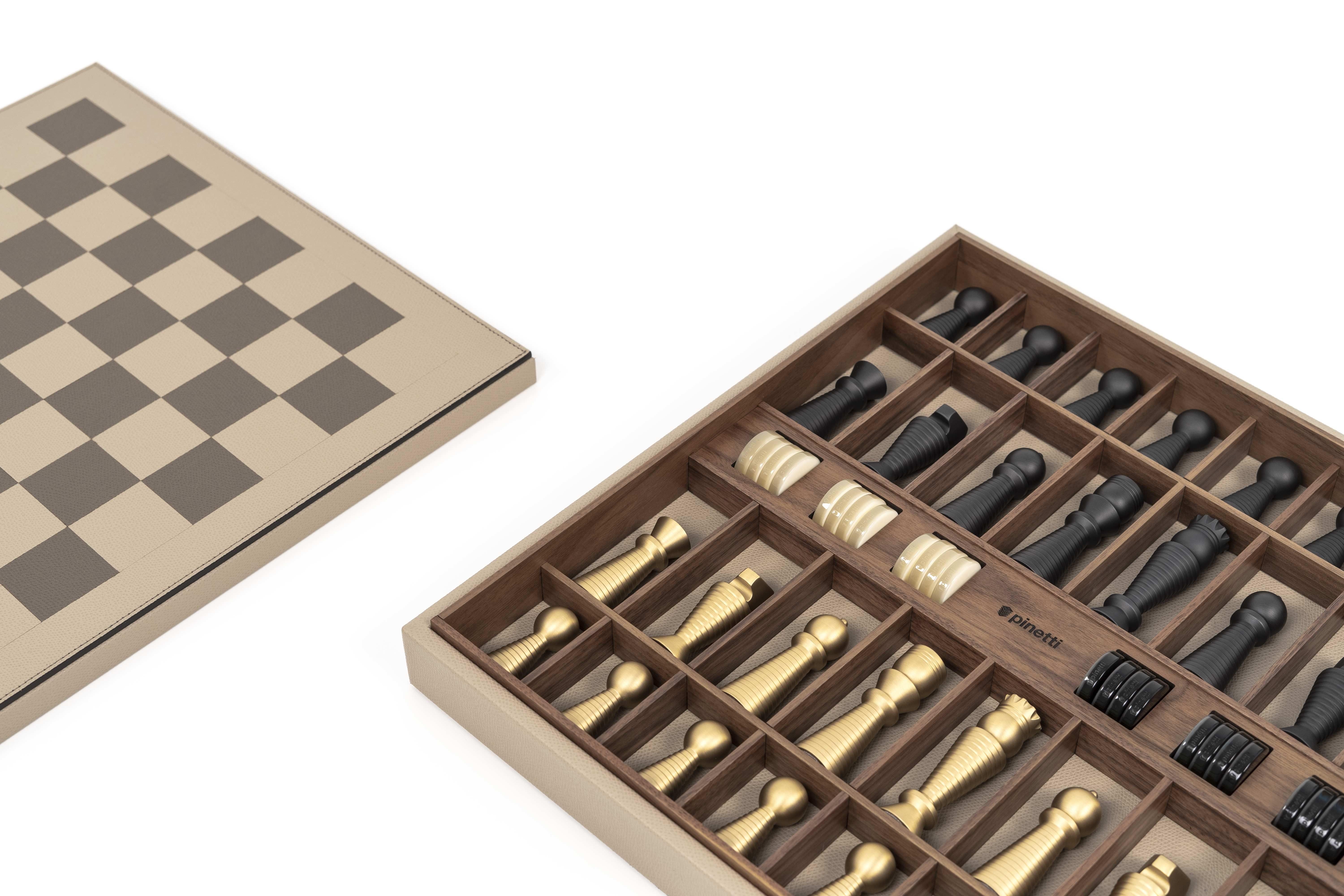 Hand-Crafted 21st Century Italian Leather Chess Board with Brass Pieces Handcrafted in Italy For Sale