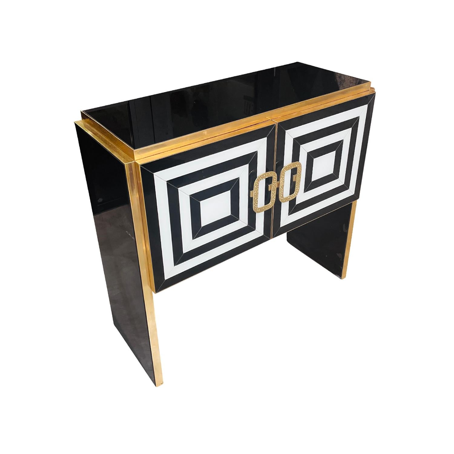 Contemporary 21st Century Italian Modern Murano Glass Sideboard - Illuminated Cabinet For Sale
