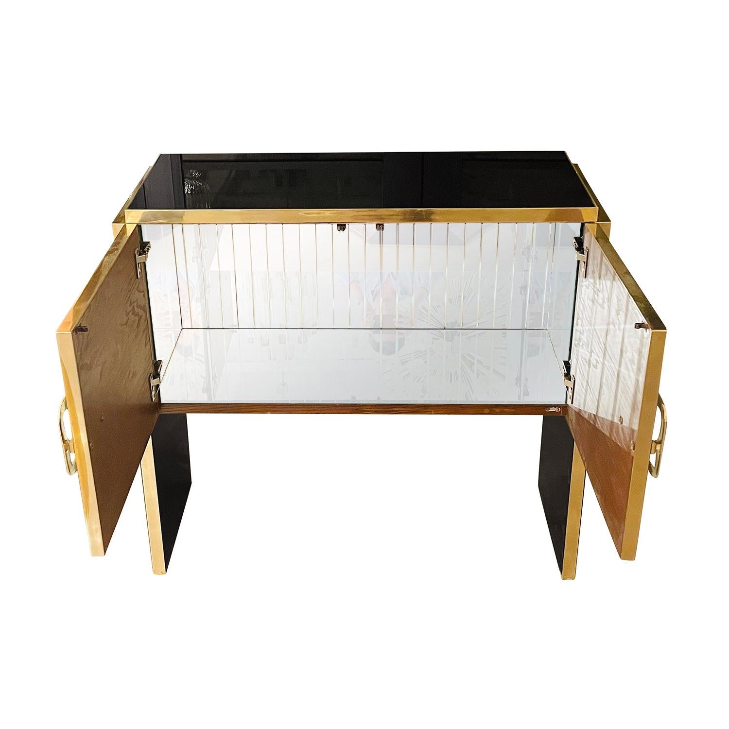 21st Century Italian Modern Murano Glass Sideboard - Illuminated Cabinet For Sale 2