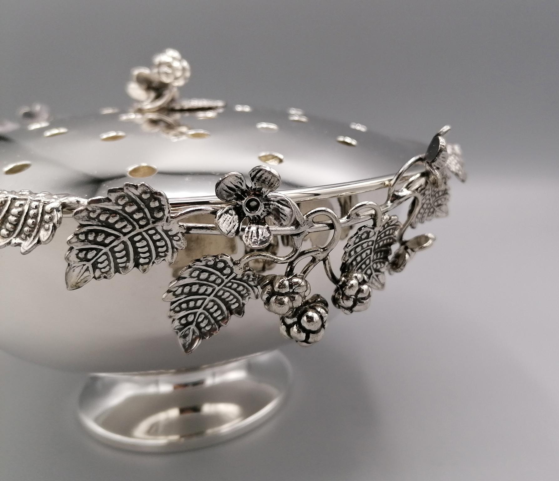 21st Century Italian Sterling Silver Flowers Box For Sale 7