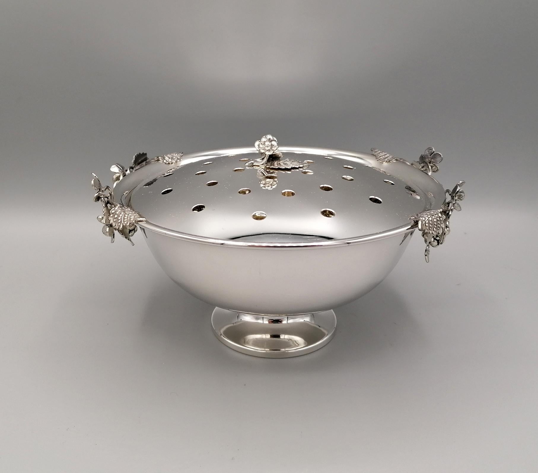21st Century Italian Sterling Silver Flowers Box For Sale 8
