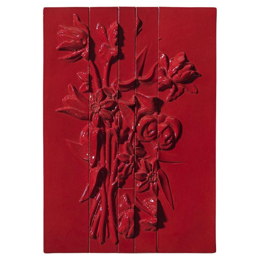 21. Jahrhundert Italien, Rotes Paneel mit Blumen, Keramik Gatti, Designer A. Anastasio