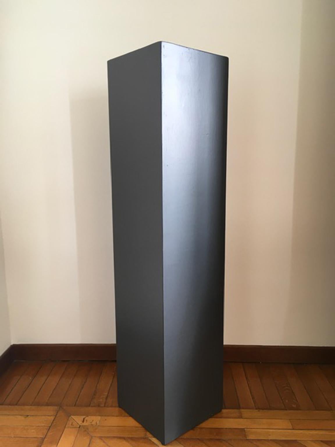 Modern 21st Century Italy Wooden Grey Lacquered Column For Sale