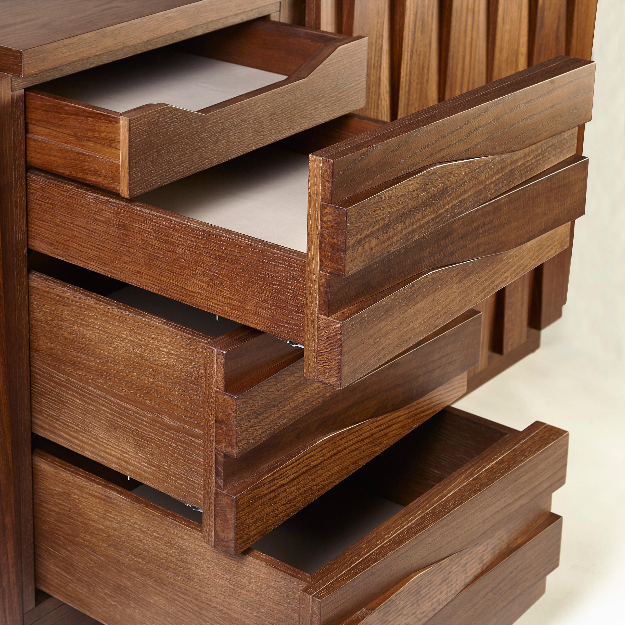 Jacaranda Sideboard aus gebeiztem Eichenholz, 21. Jahrhundert, von Duistt (Moderne der Mitte des Jahrhunderts) im Angebot