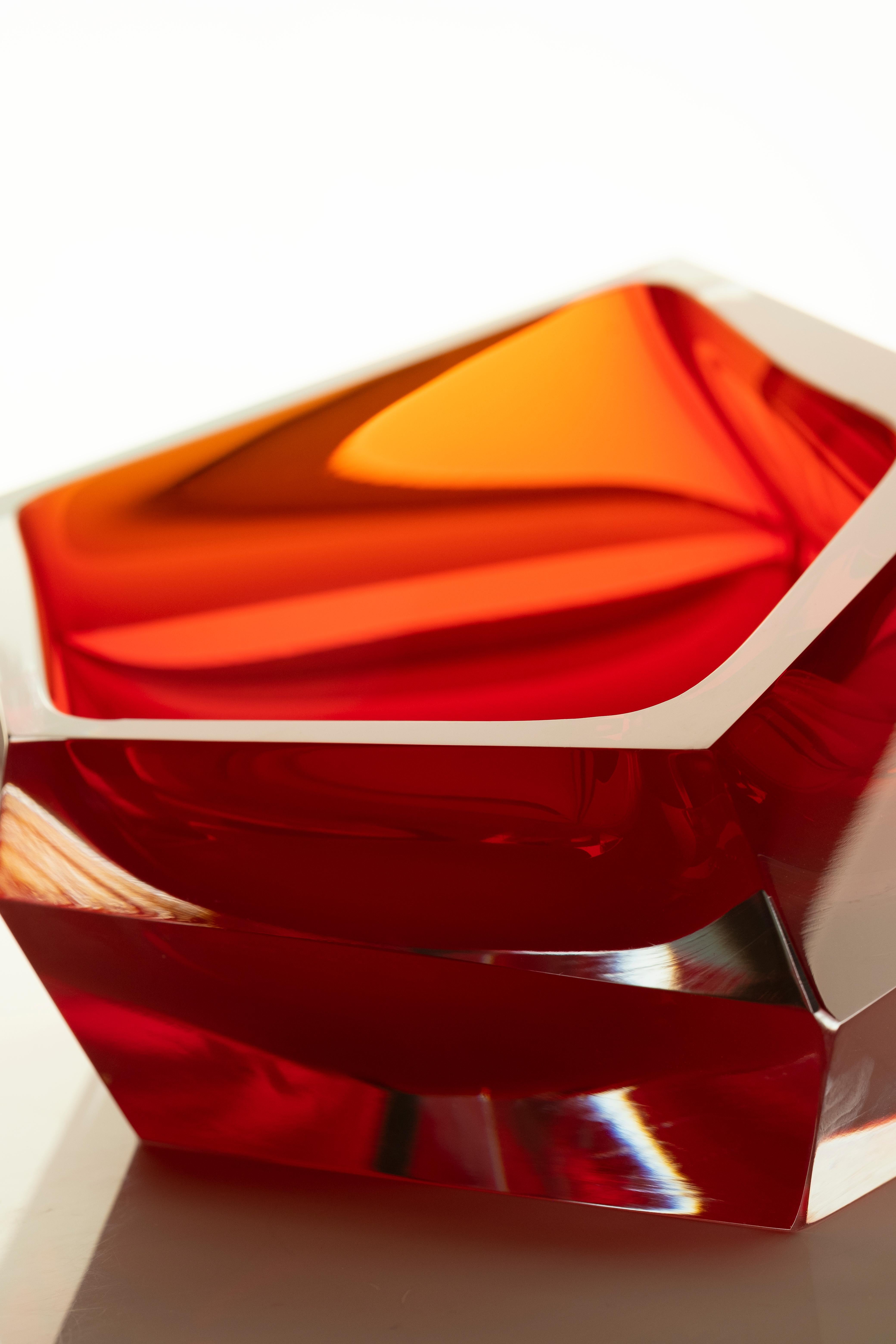 Siglo XXI Karim Rashid Cuenco pequeño de cristal de Murano Ámbar Siglo XXI y contemporáneo en venta