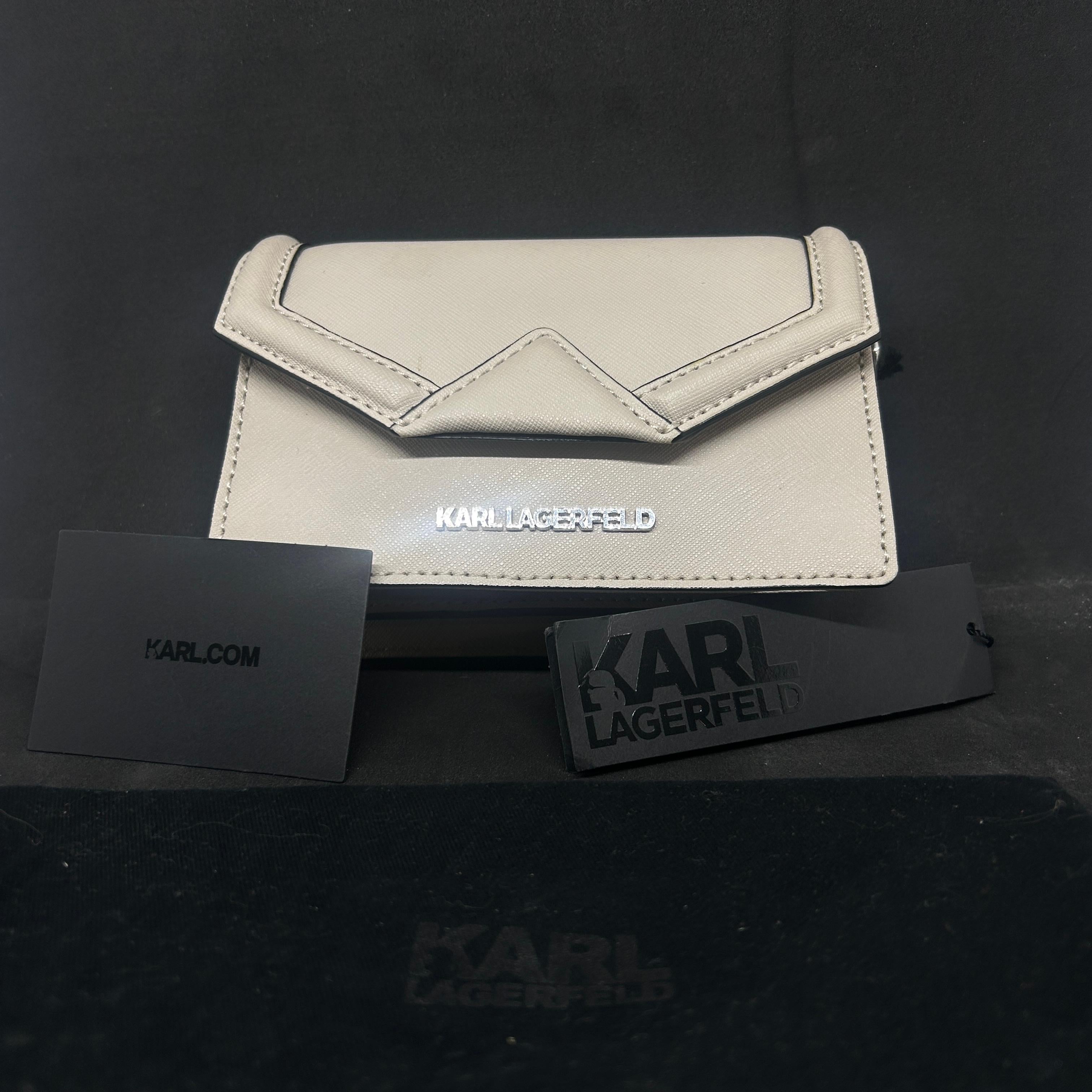 Pochette a busta geometrica del 21° secolo Karl Lagerfeld Mini Beige in vendita 2