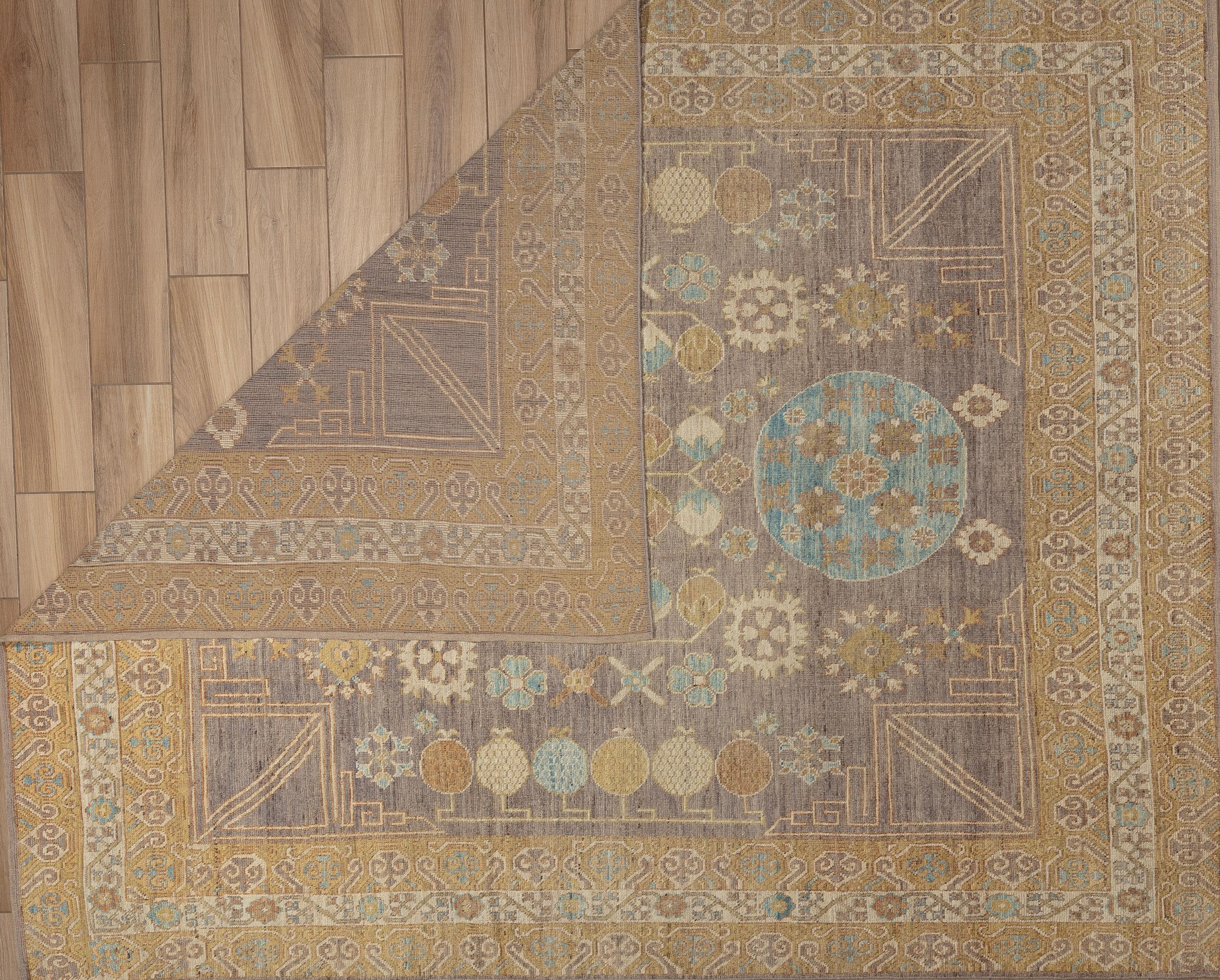 Khotan del 21° secolo In condizioni Nuovo in vendita a Paradise Valley, AZ