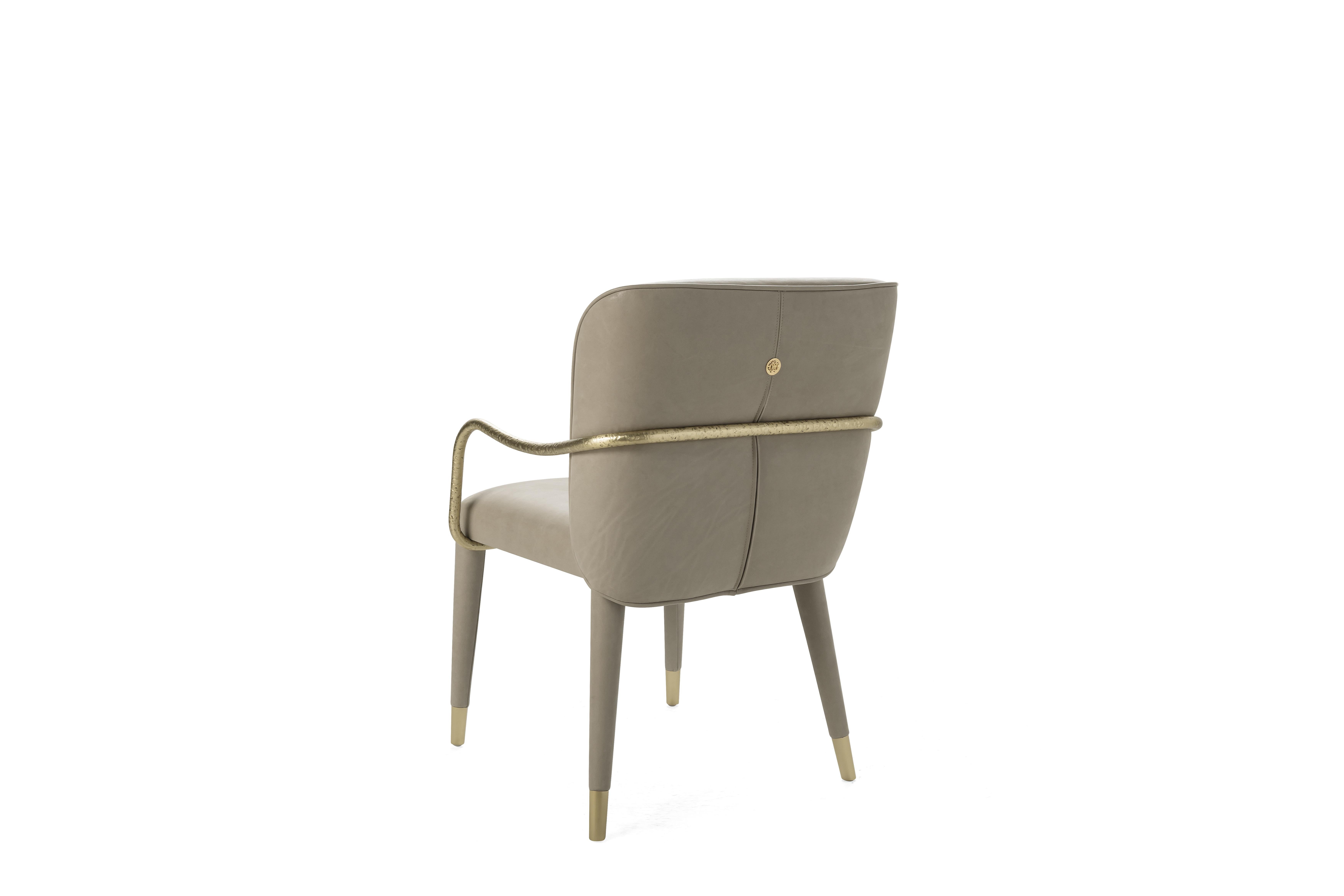 Italian 21st Century Kivu Chair in Leather by Roberto Cavalli Home Interiors For Sale