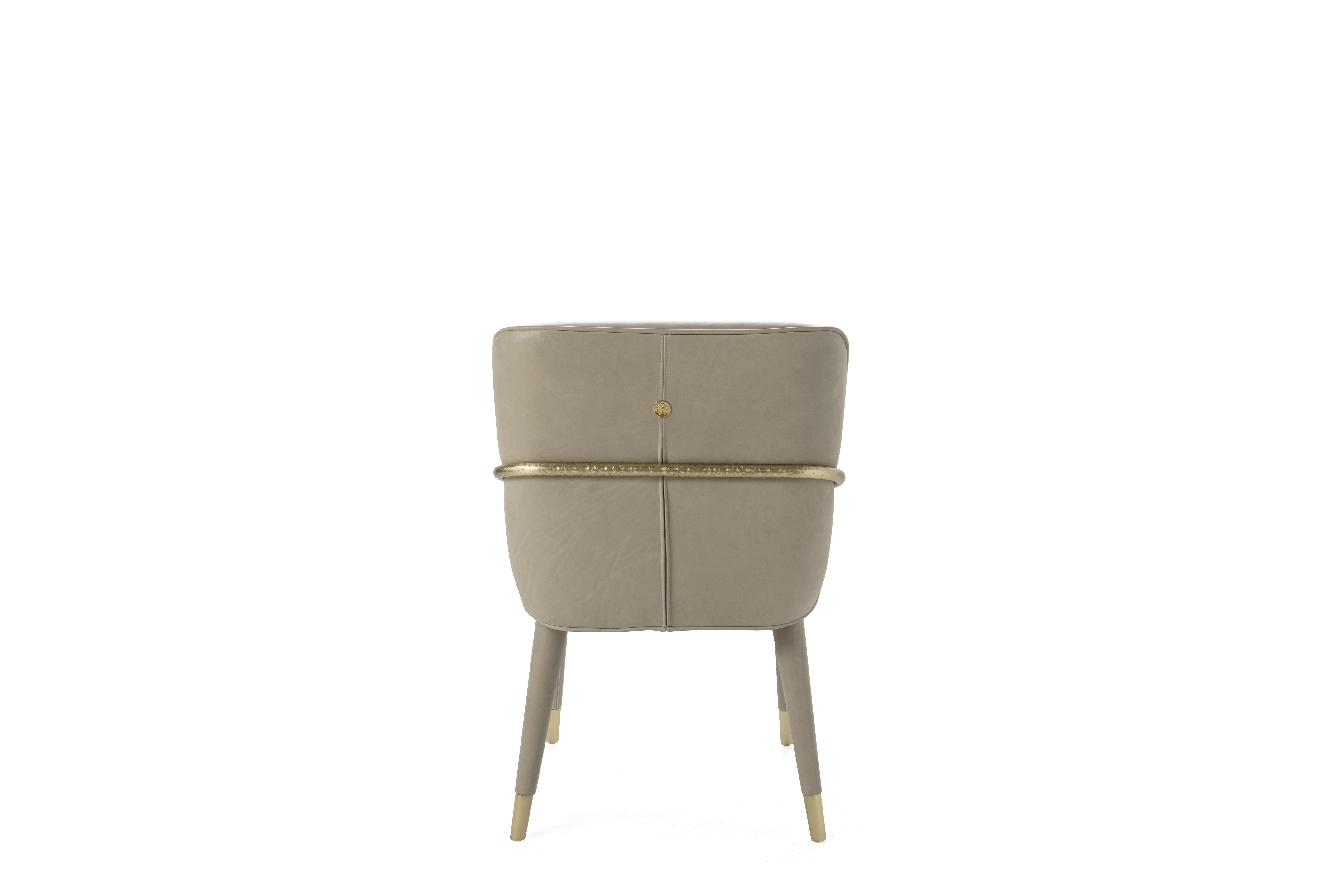 Kivu-Stuhl aus Leder des 21. Jahrhunderts von Roberto Cavalli Home Interiors im Zustand „Neu“ im Angebot in Cantù, Lombardia