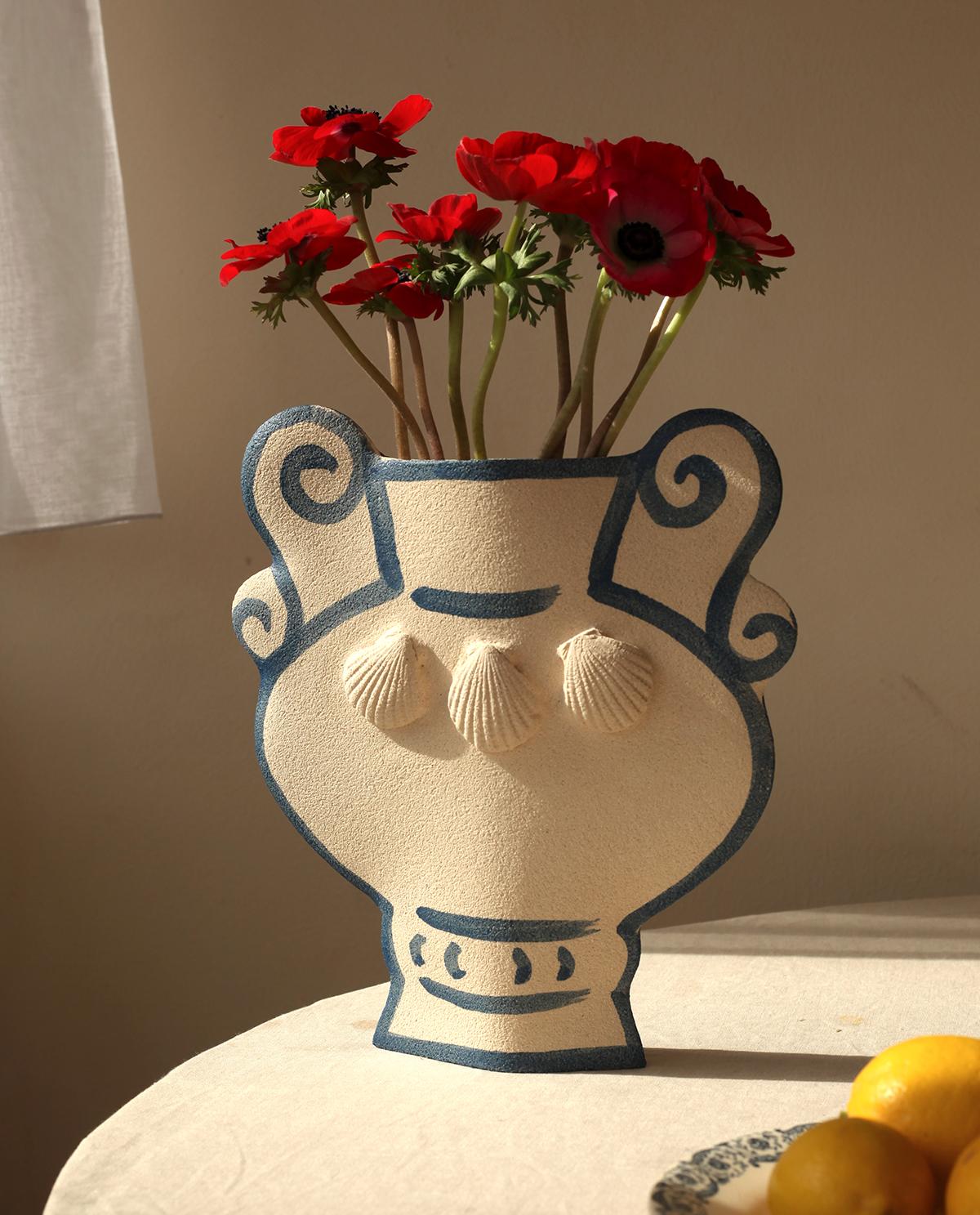 Minimalismo Krater N°4 del 21° secolo, in ceramica bianca, realizzato a mano in Francia in vendita