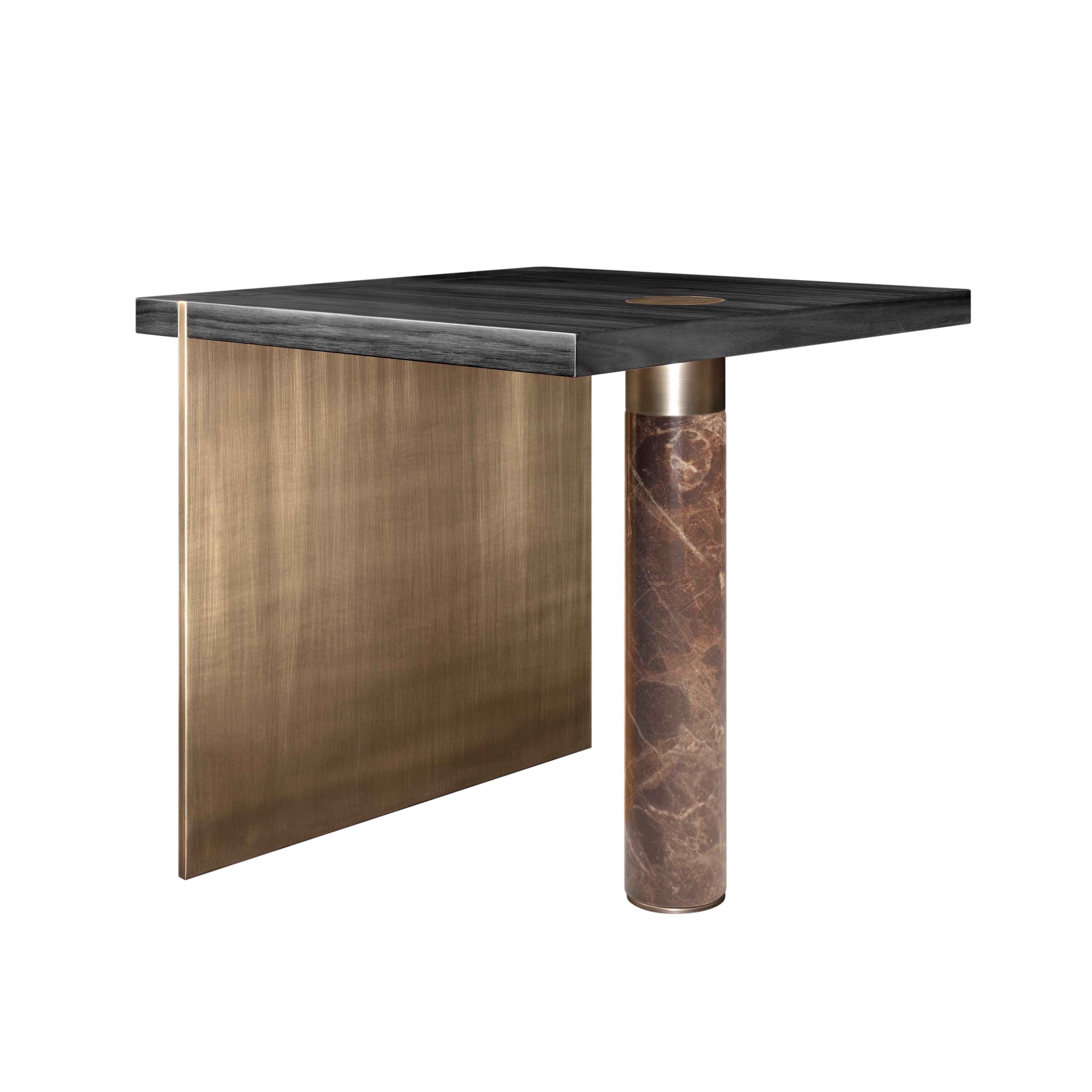 Brossé 21st Century Table d'appoint Lakewood en bois de frêne teinté noir en vente