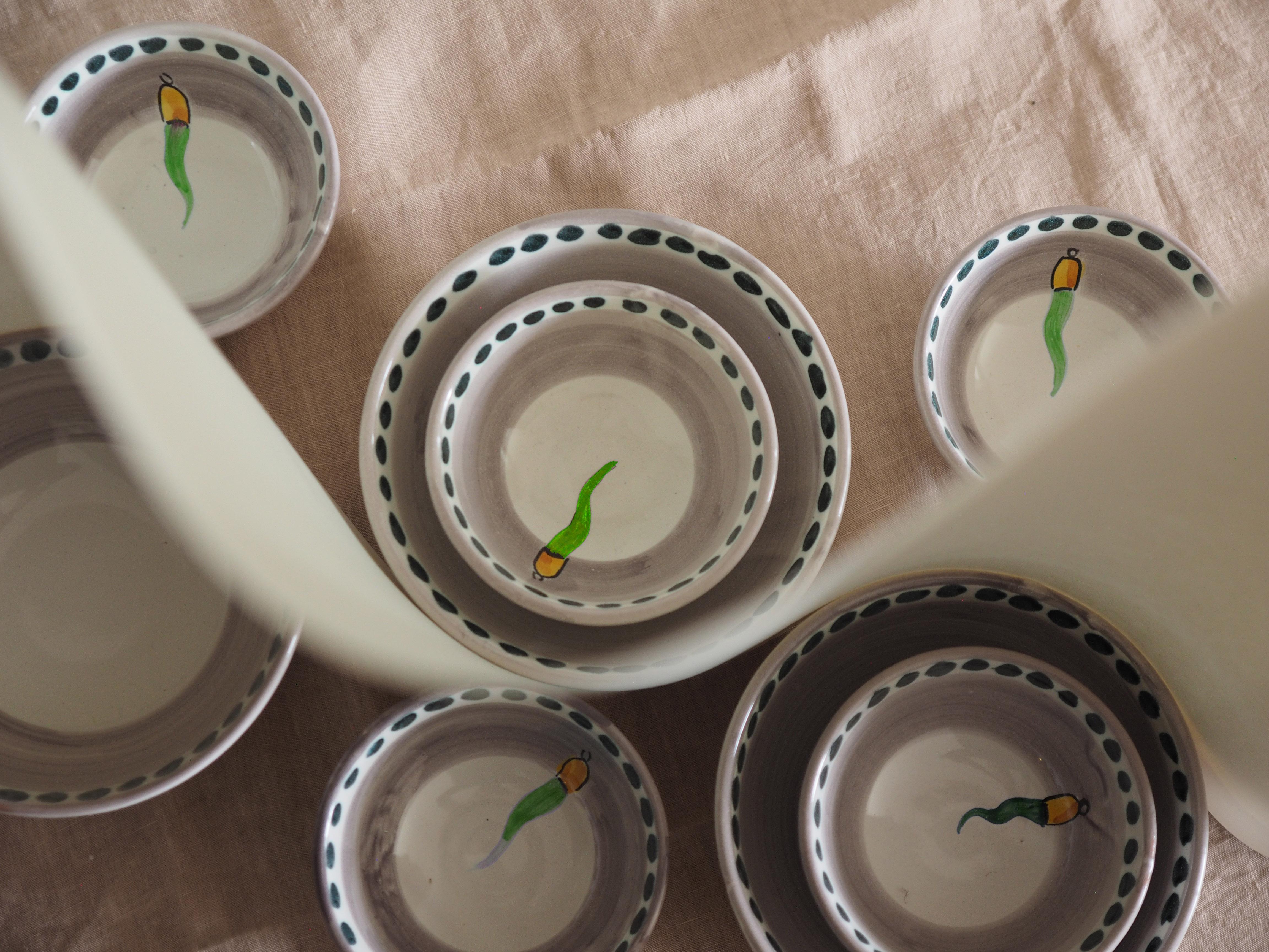 Hand-Painted 21st Century Large Hand Painted Ceramic Bowl in Green and White Handmade For Sale