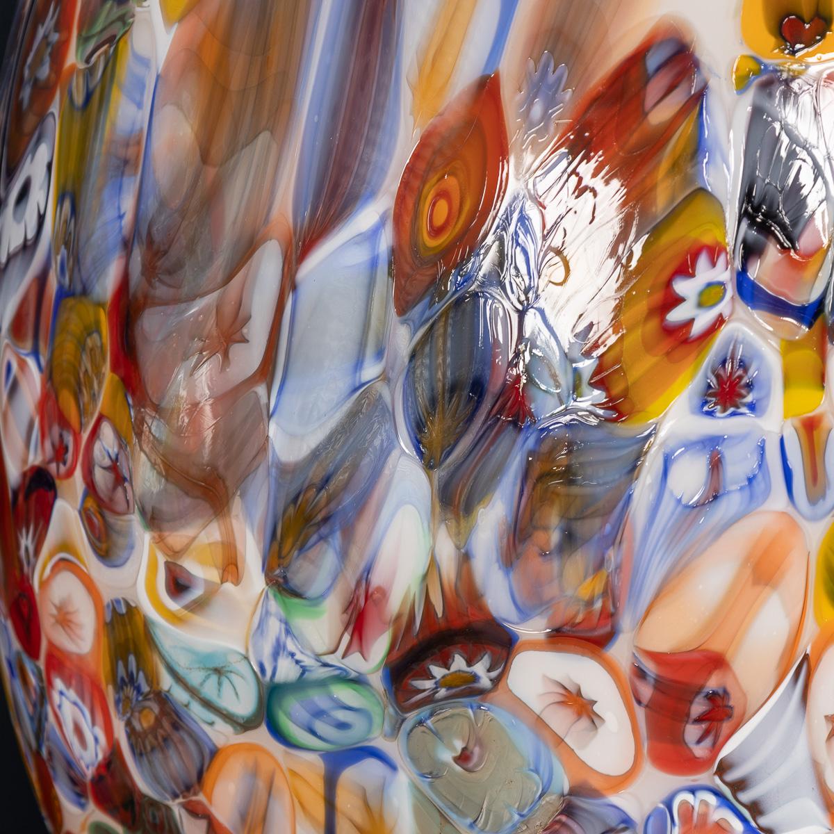 Contemporary 21st Century Large Italian Egg Shaped Table Lamp By Murrina Millefiori, Murano