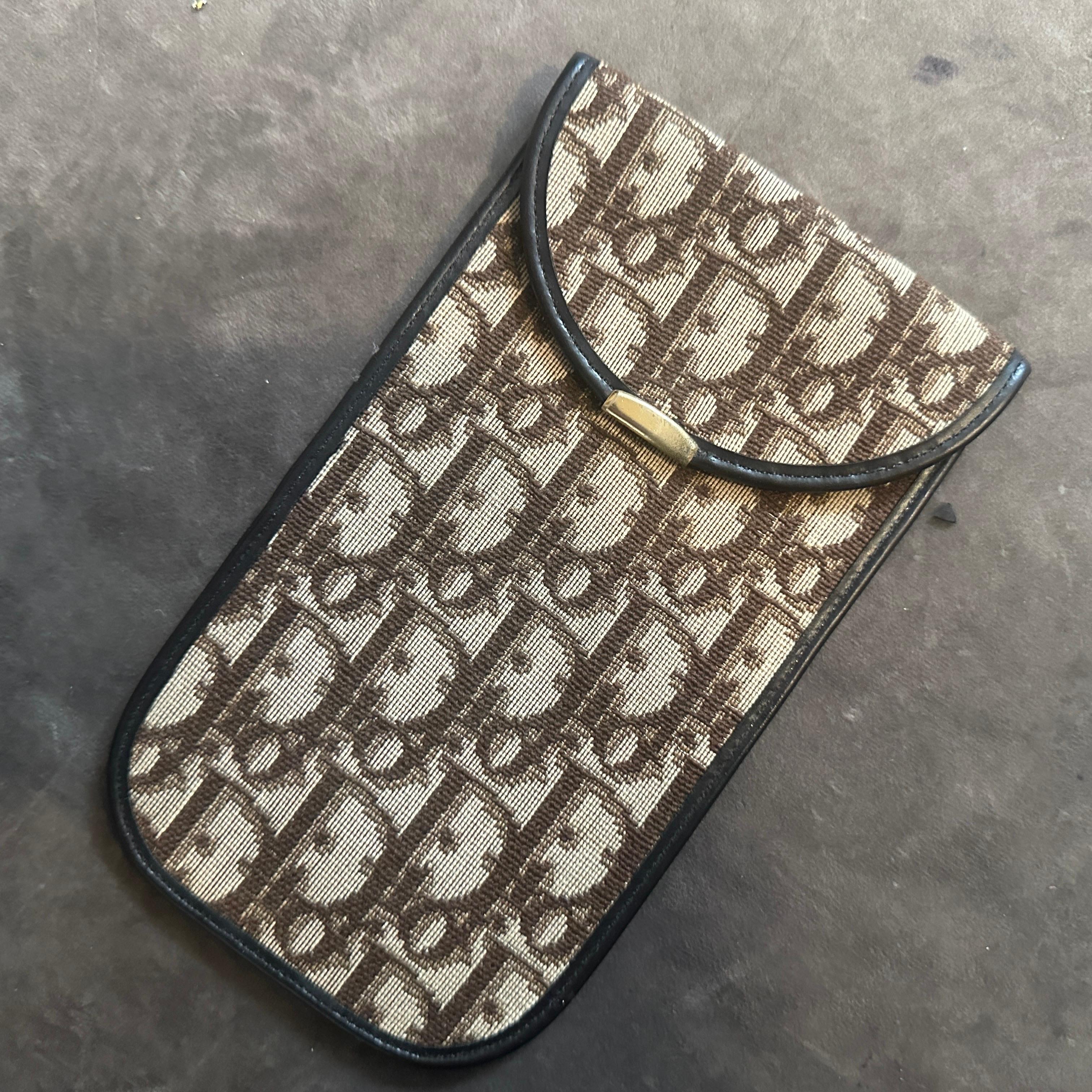 Funda de piel y lona con logotipo Siglo XXI para teléfono o gafas de Christian Dior en venta 4
