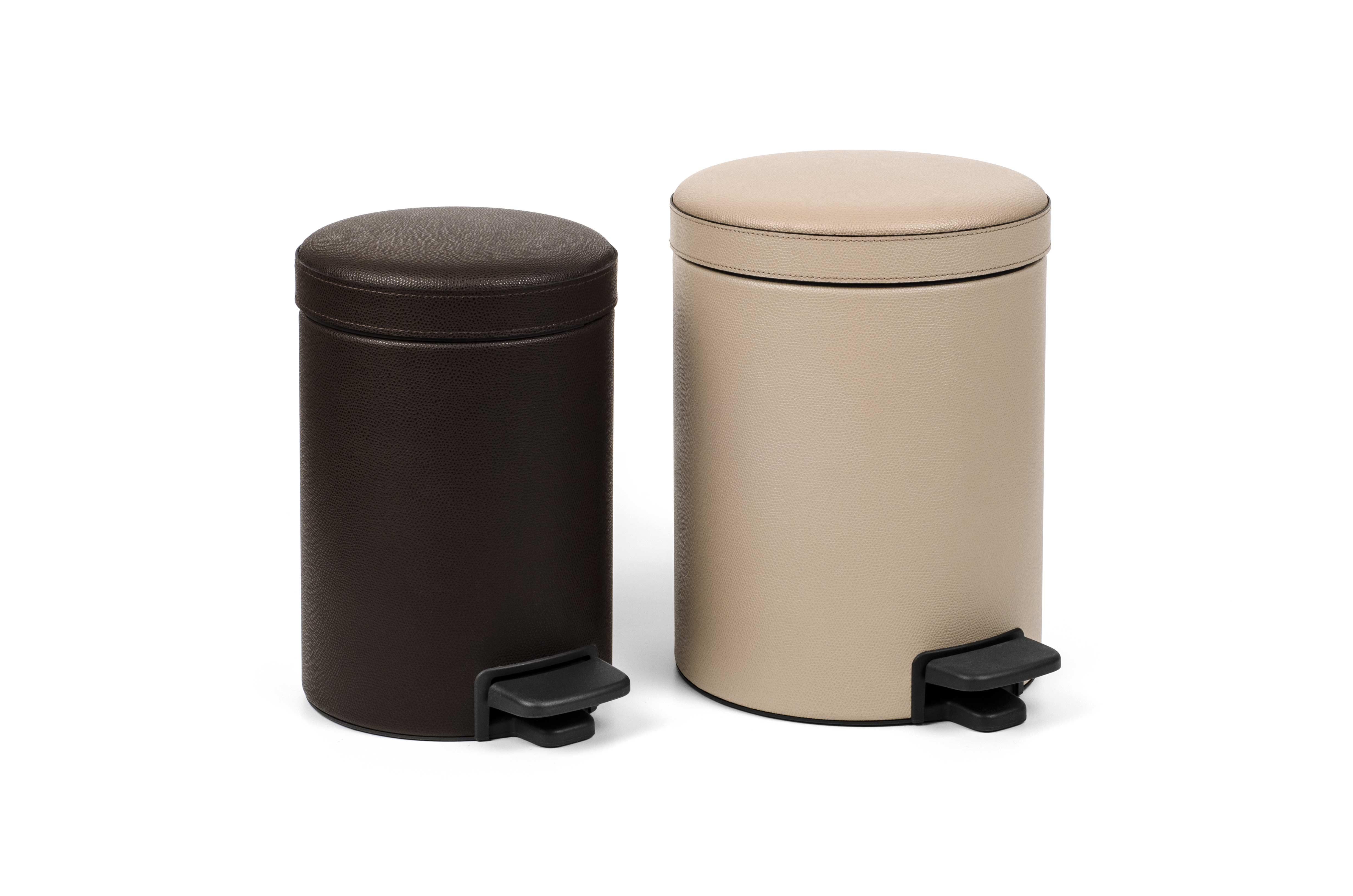 Modern 21st Century Leather Pedal Paper & Waste Bin Handmade in Italy For Sale