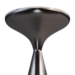 Lignum-Beistelltisch aus gebürstetem Messing und Marmor von Porus, 21. Jahrhundert