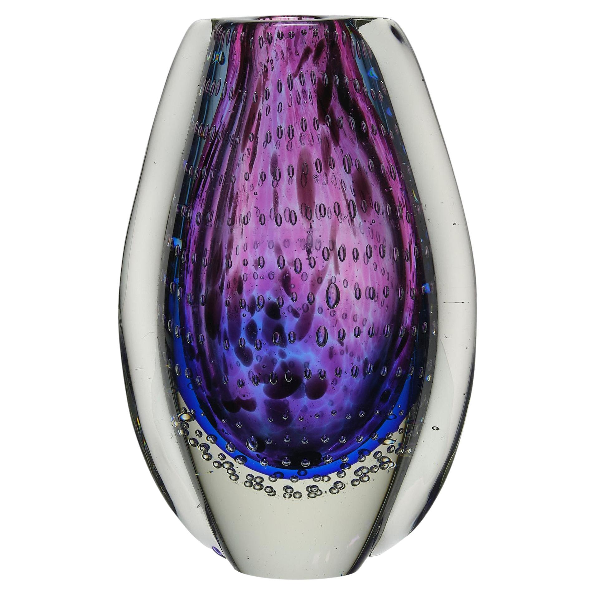 Vaso di vetro artistico limitato del 21° secolo "Star Vase" di Julien Macdonald in vendita