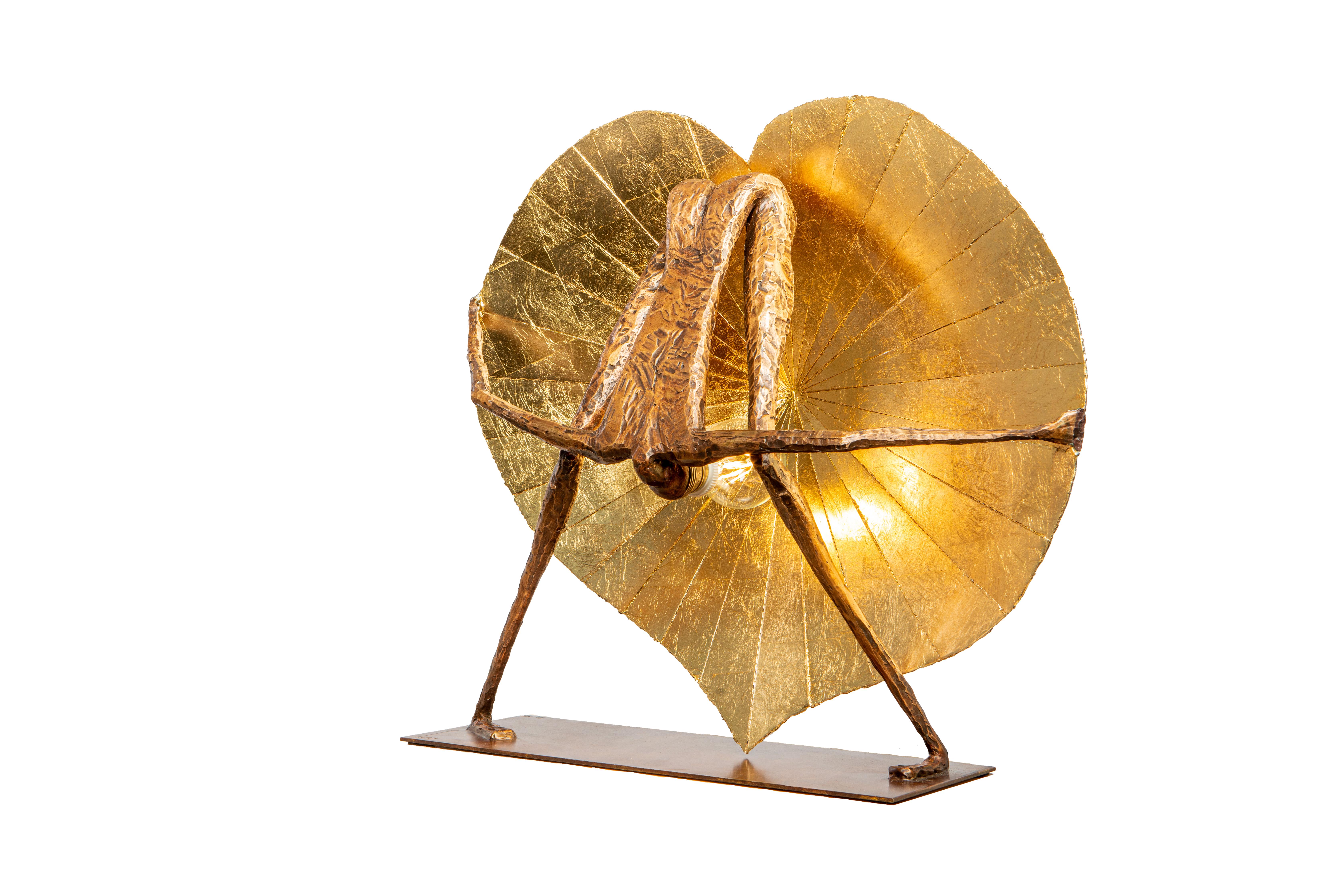Patinated 21st Century Limited Edition Sculptural Table Lamp Écoute Ton Coeur by Fantôme For Sale