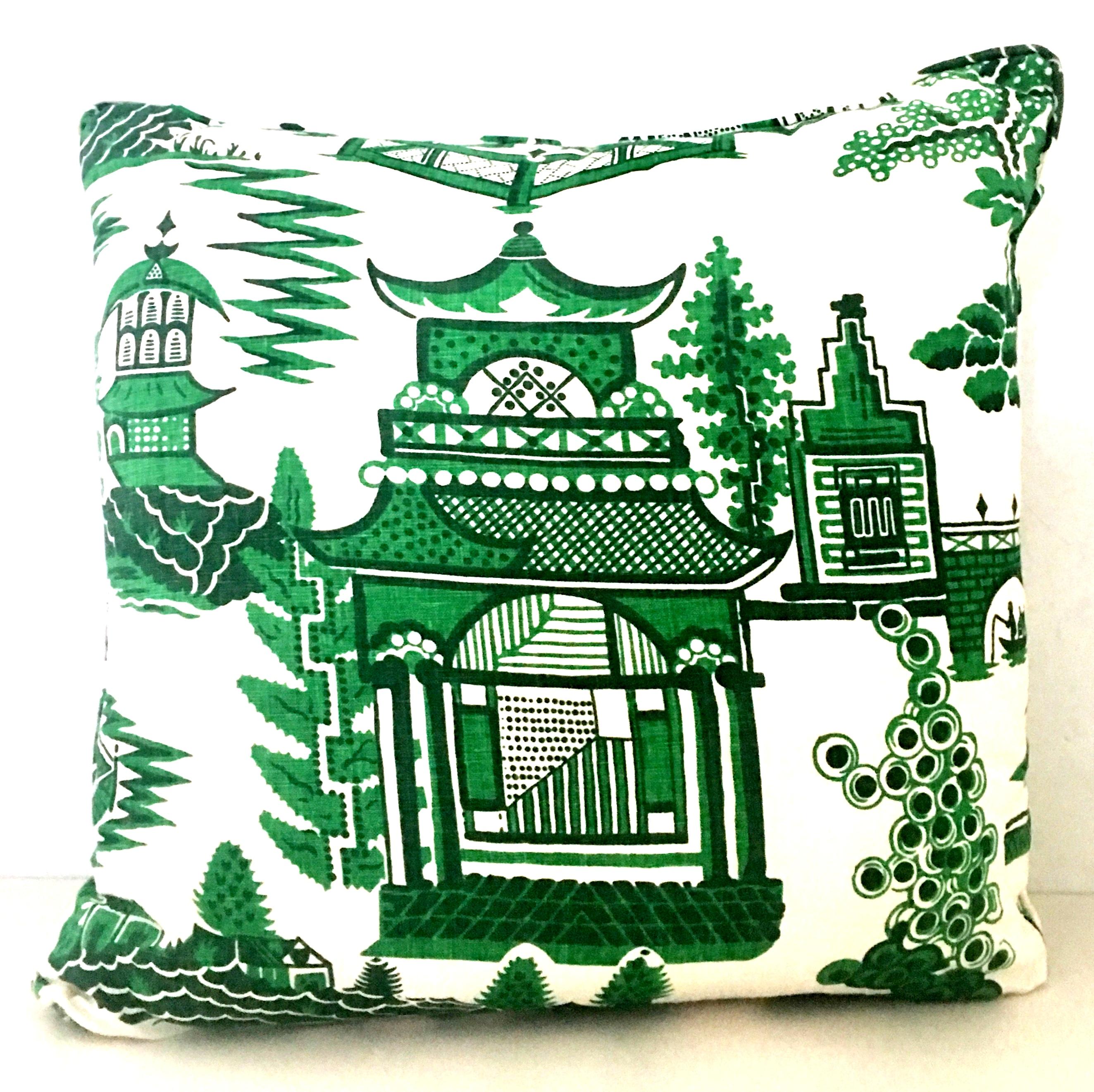 21st Century new linen and down chinoiserie style printed pillow by Schumacher. Features a double sided linen printed emerald green on white ground chinoiserie motif slip cover with zipper. Includes the down and cotton covered insert.