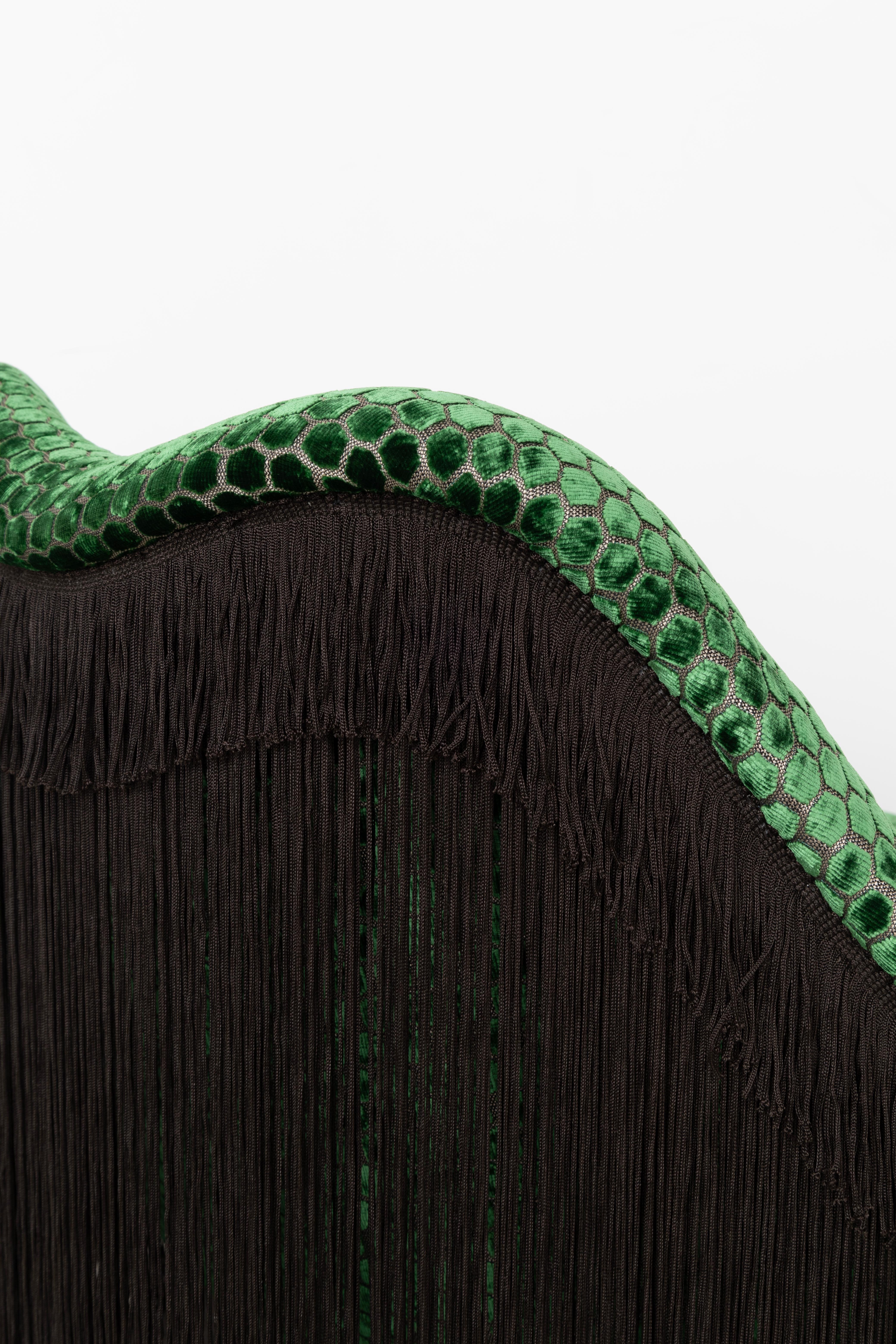 Brass 21st Century Lips-Inspired Jeane Fringes Armchair Velvet Handmade in Portugal For Sale