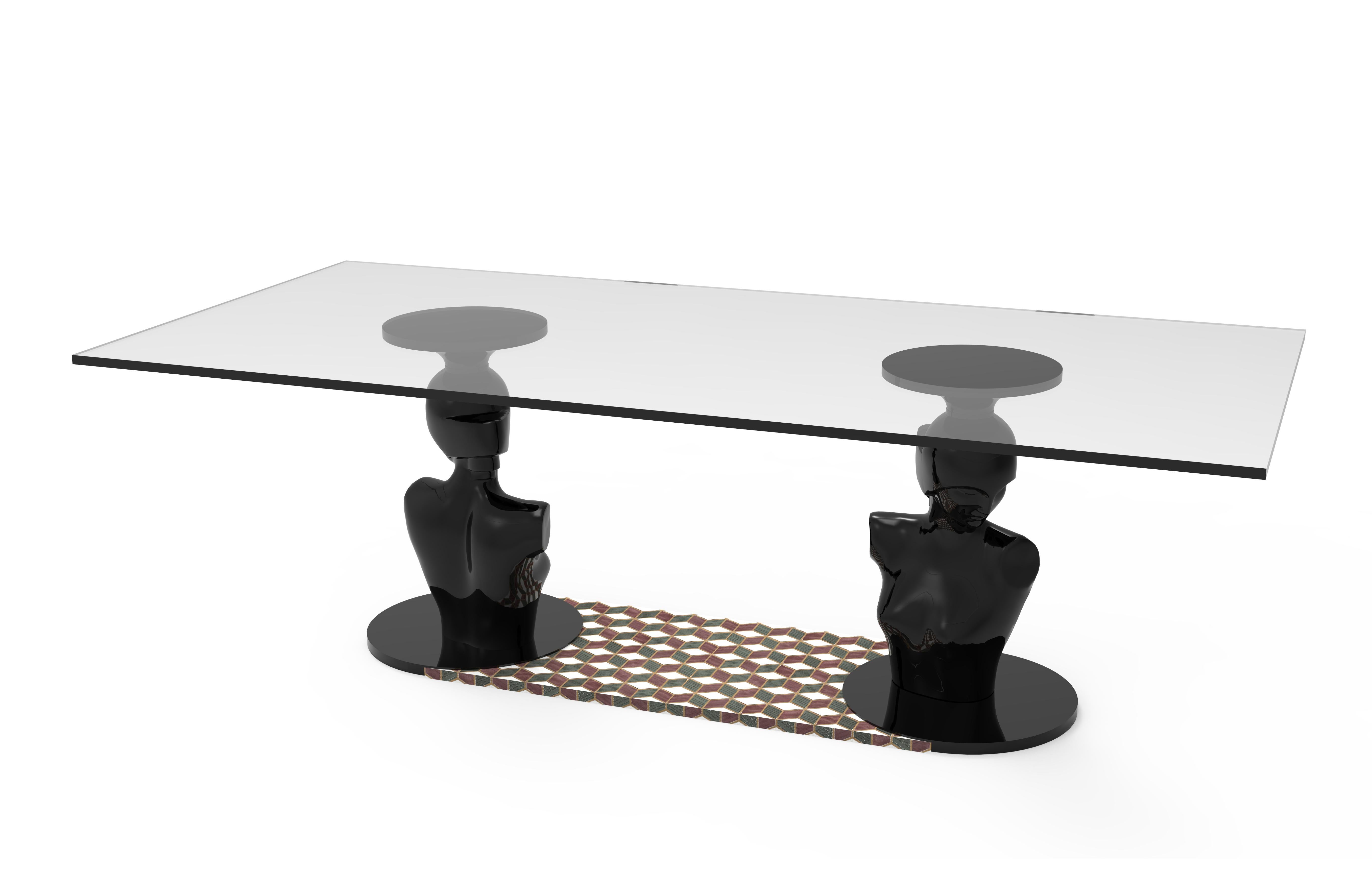 Italiano Tavolo Lorsky del XXI secolo, piano in vetro, legno intagliato, Deco, Made in Italy in vendita