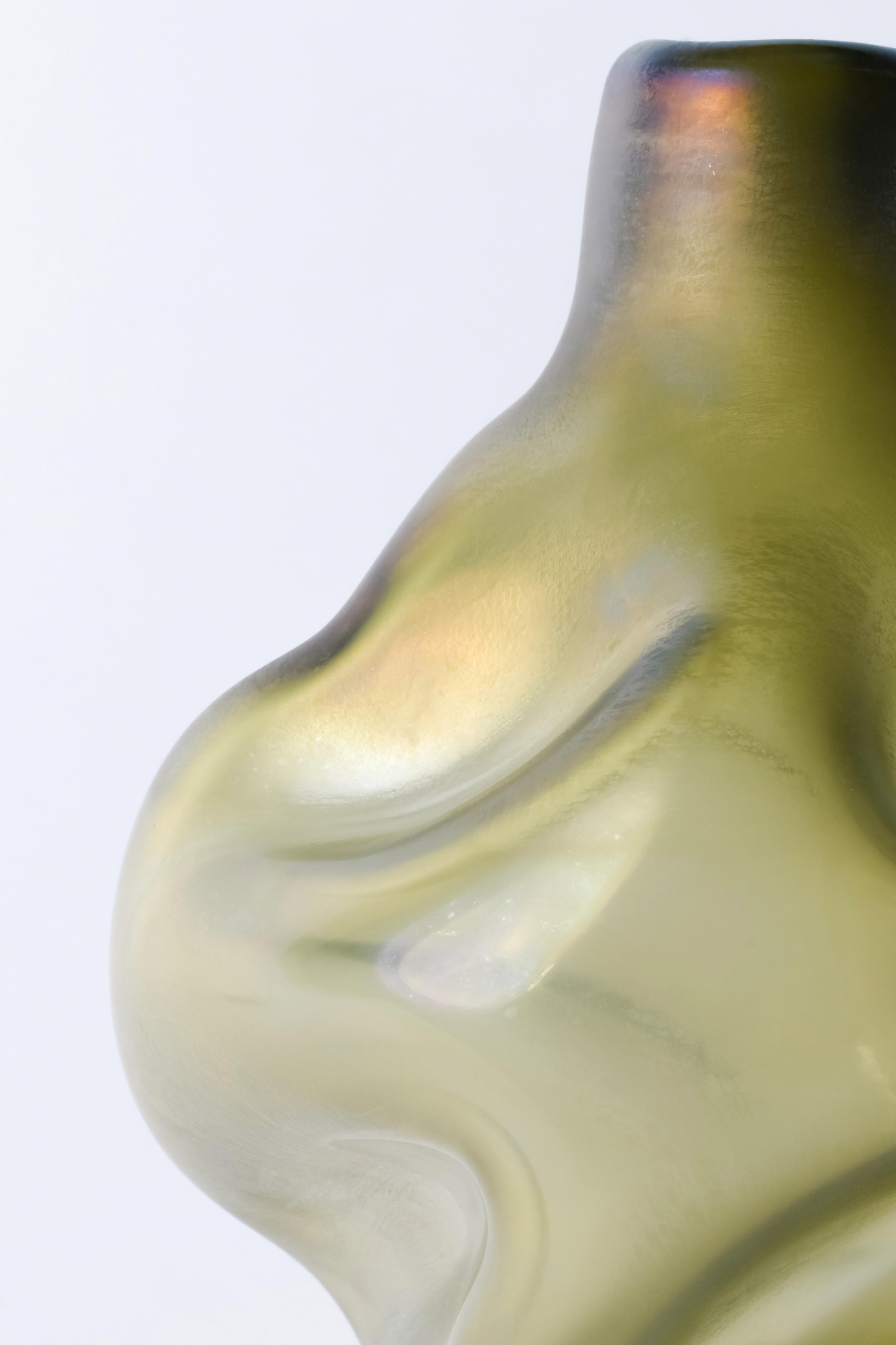 21. Jahrhundert Ludovica+Roberto Palomba Laguna Caigo Vase aus Muranoglas in Moosgrün (Moderne) im Angebot