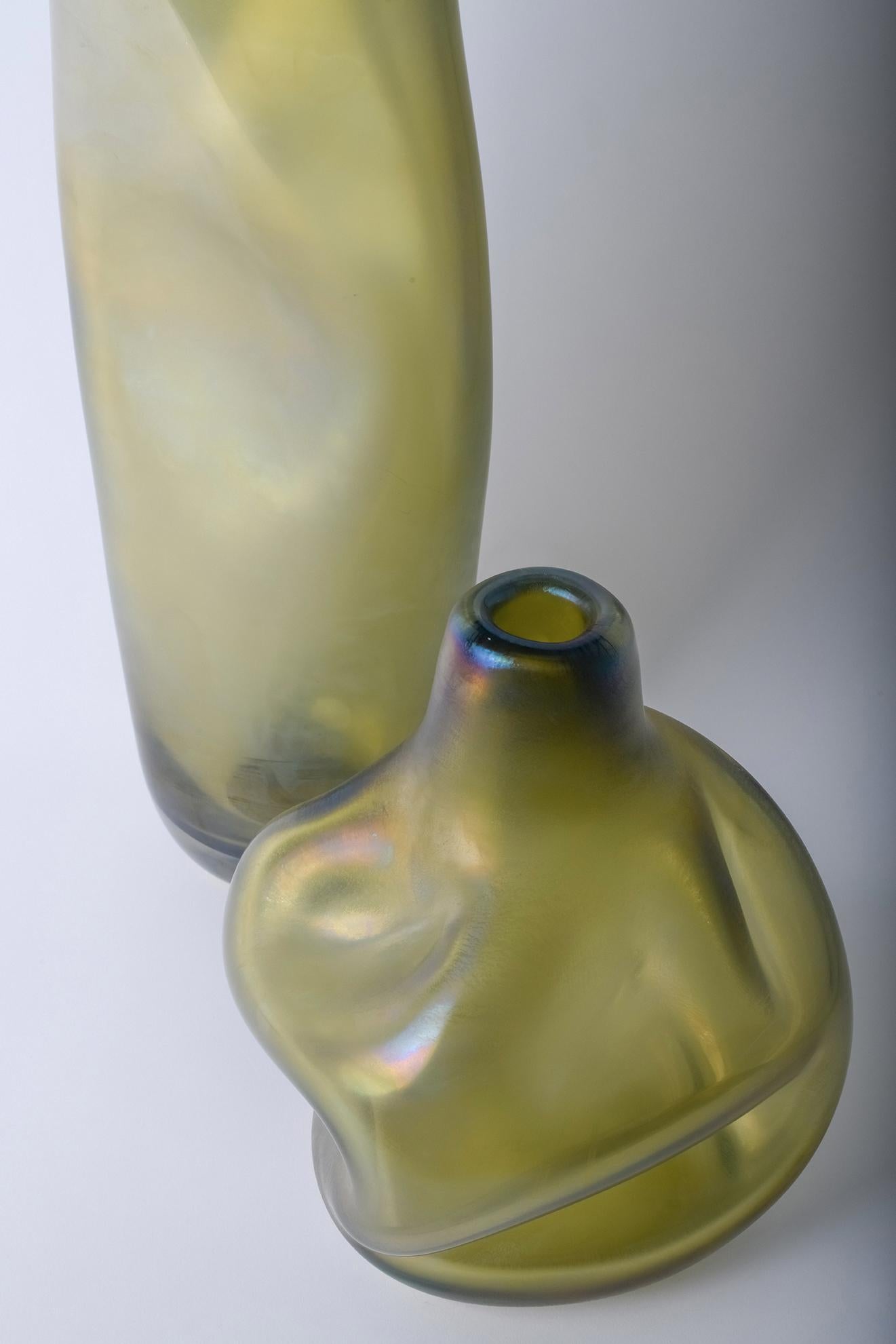 21st Century Ludovica+Roberto Palomba Laguna Rio Vase Murano Glass Moss Green In New Condition For Sale In Brembate di Sopra (BG), IT