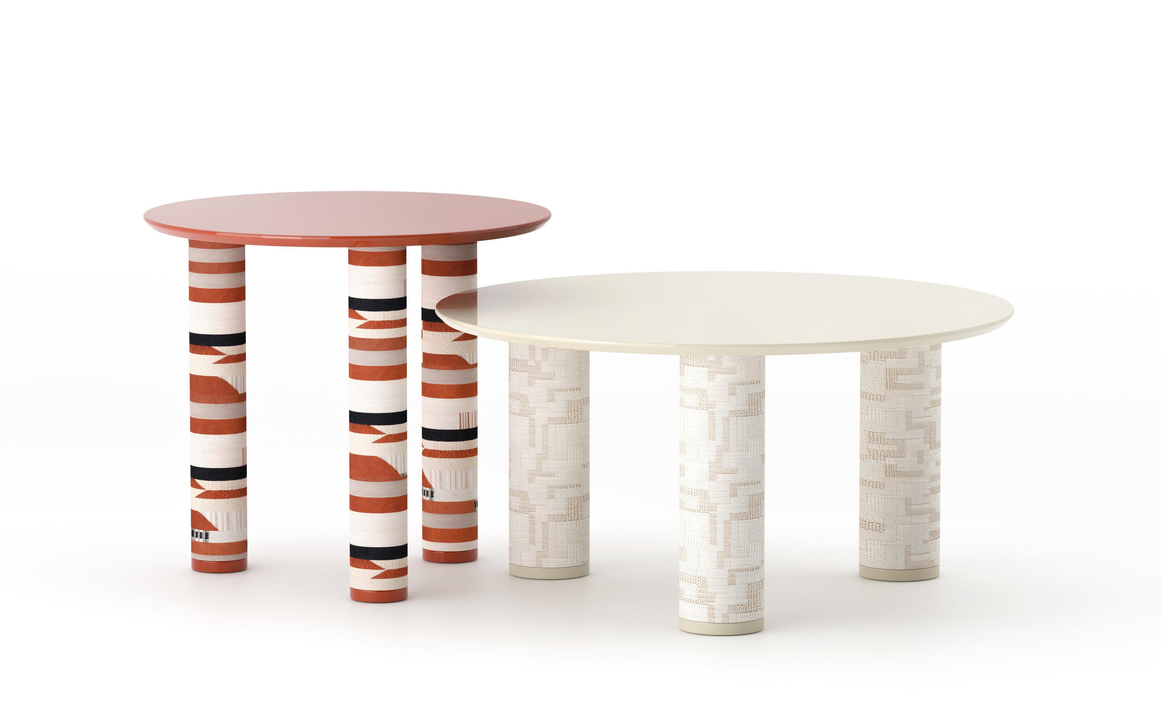 Runder 70er-Tisch von Ludovica+Roberto Palomba Uma aus dem 21. Jahrhundert (Moderne) im Angebot